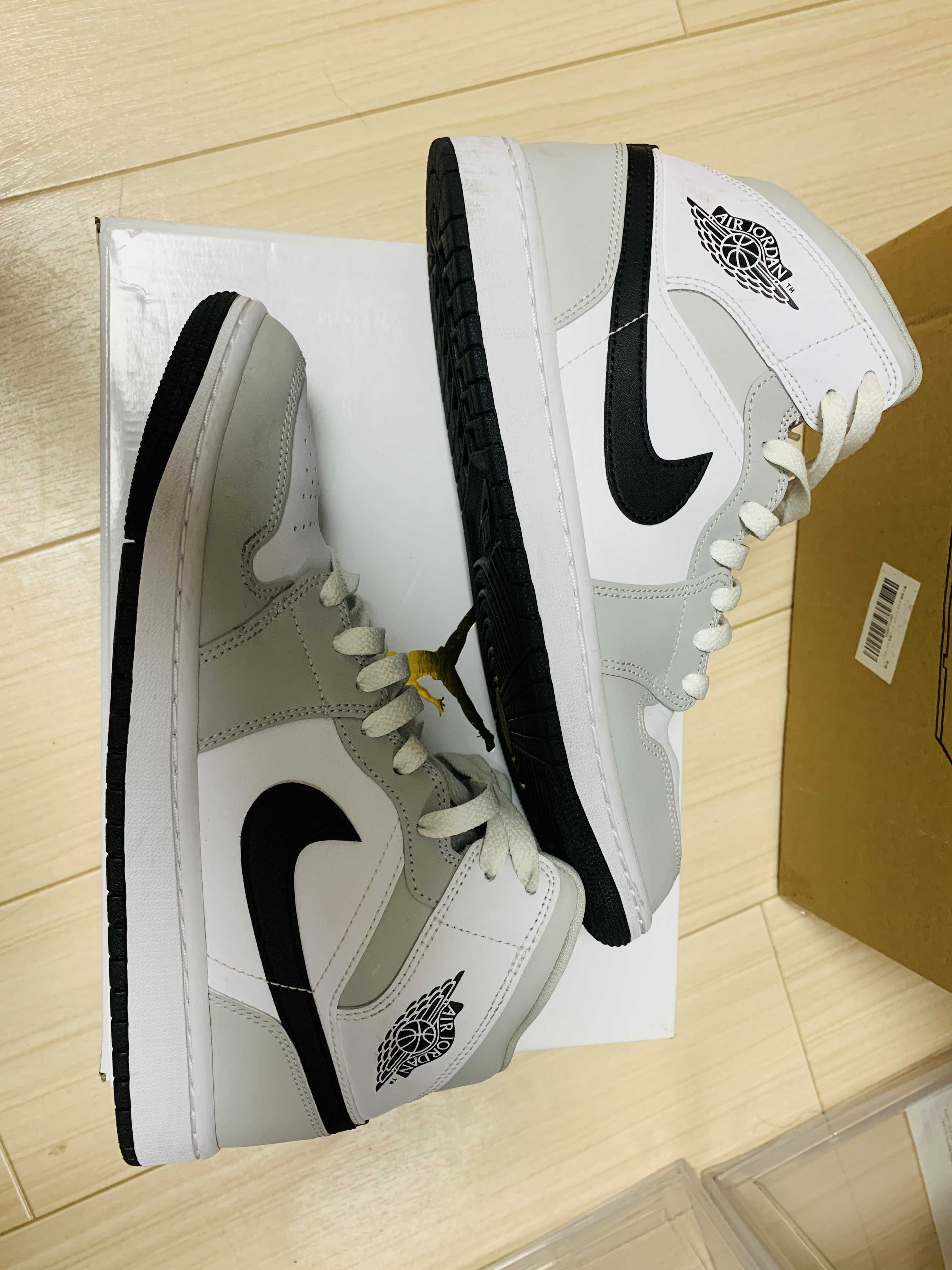 Nike Women's Air Jordan 1 Mid "Grey Fog/White/Black"