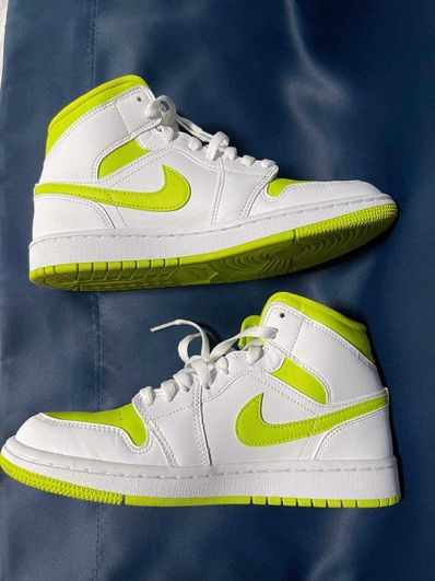Nike Women's Air Jordan 1 Mid "White Lime"