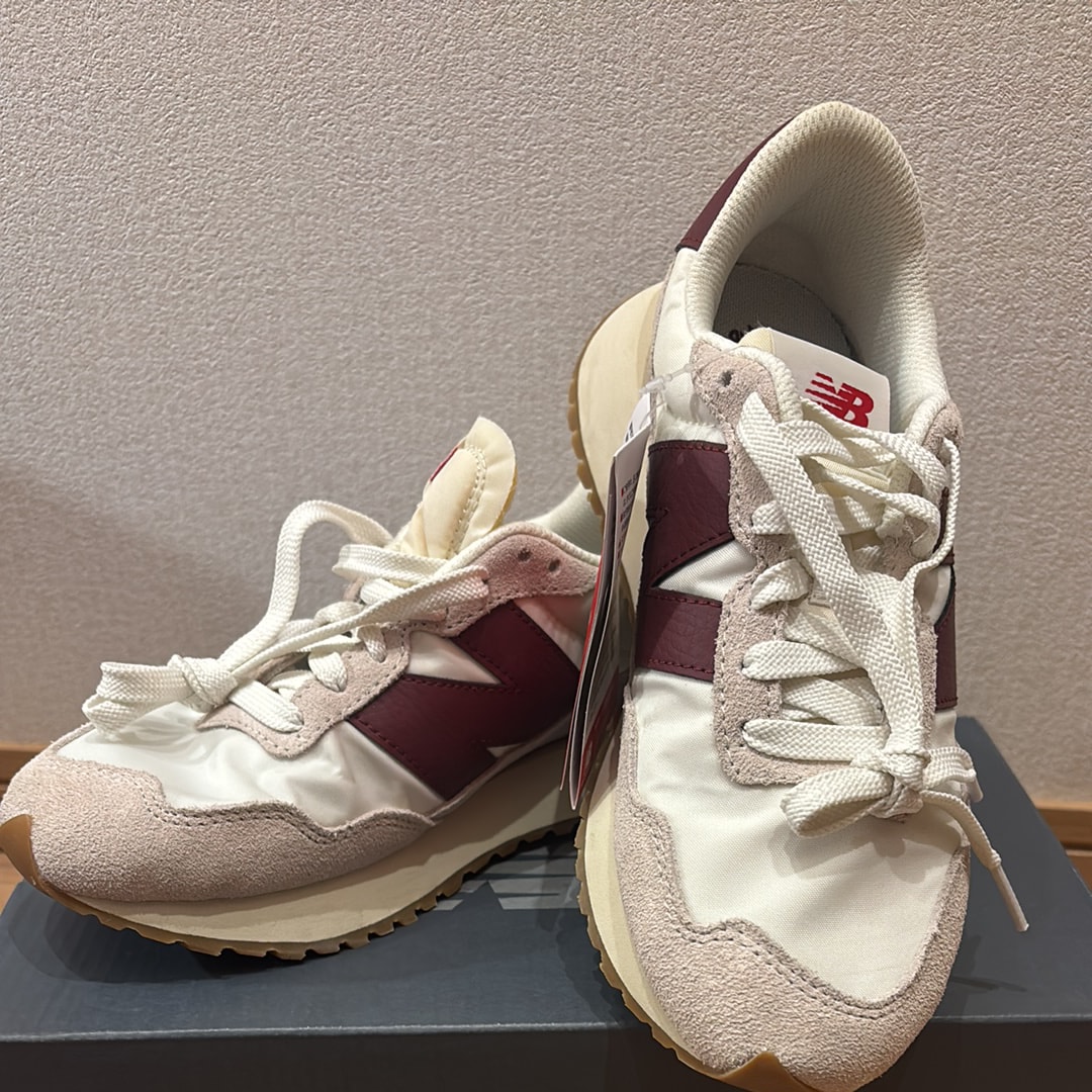 New Balance 237 "Ivory"