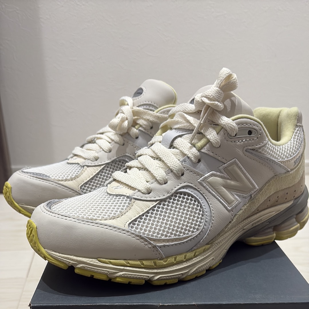 AURALEE × New Balance 2002R "White"