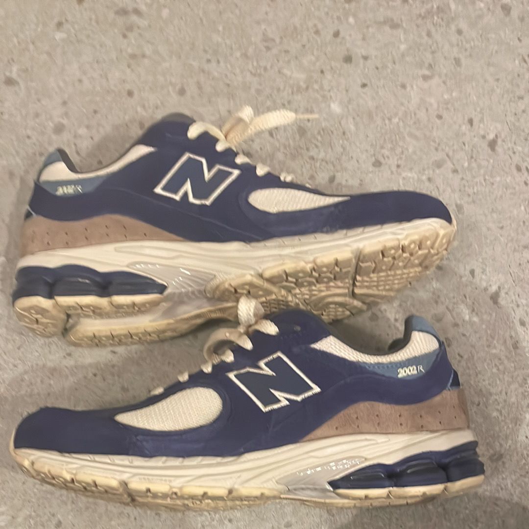 New Balance 2002R "Navy"