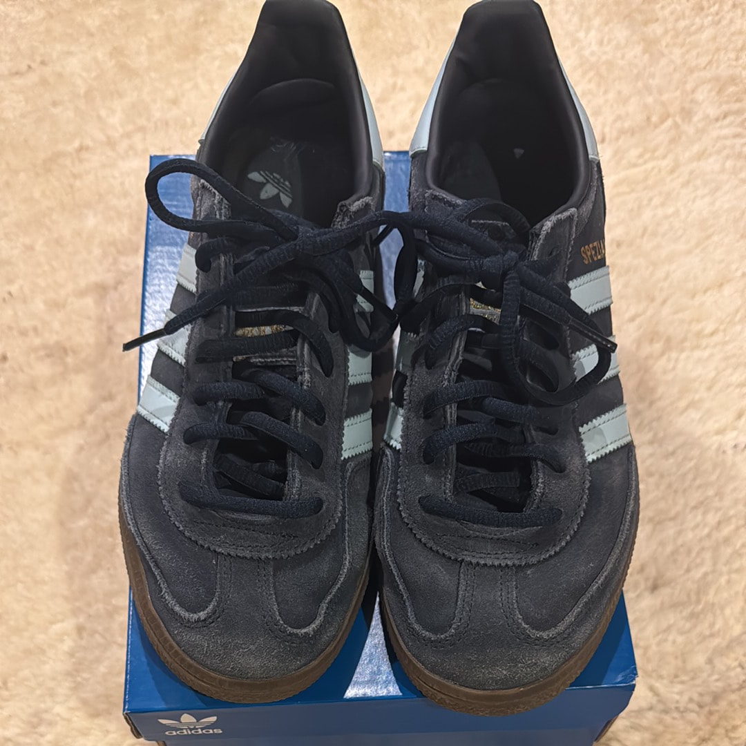 アディダスオリジナルス ハンドボール スペツィアル "カレッジネイビー/クリアスカイ"