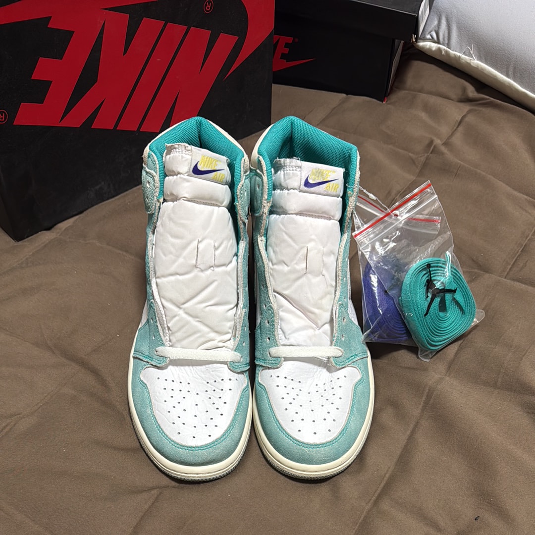 Nike Air Jordan 1 Retro High OG "Turbo Green"