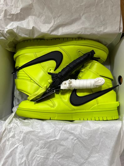 AMBUSH × NIKE DUNK HIGH "FLASH LIME"
