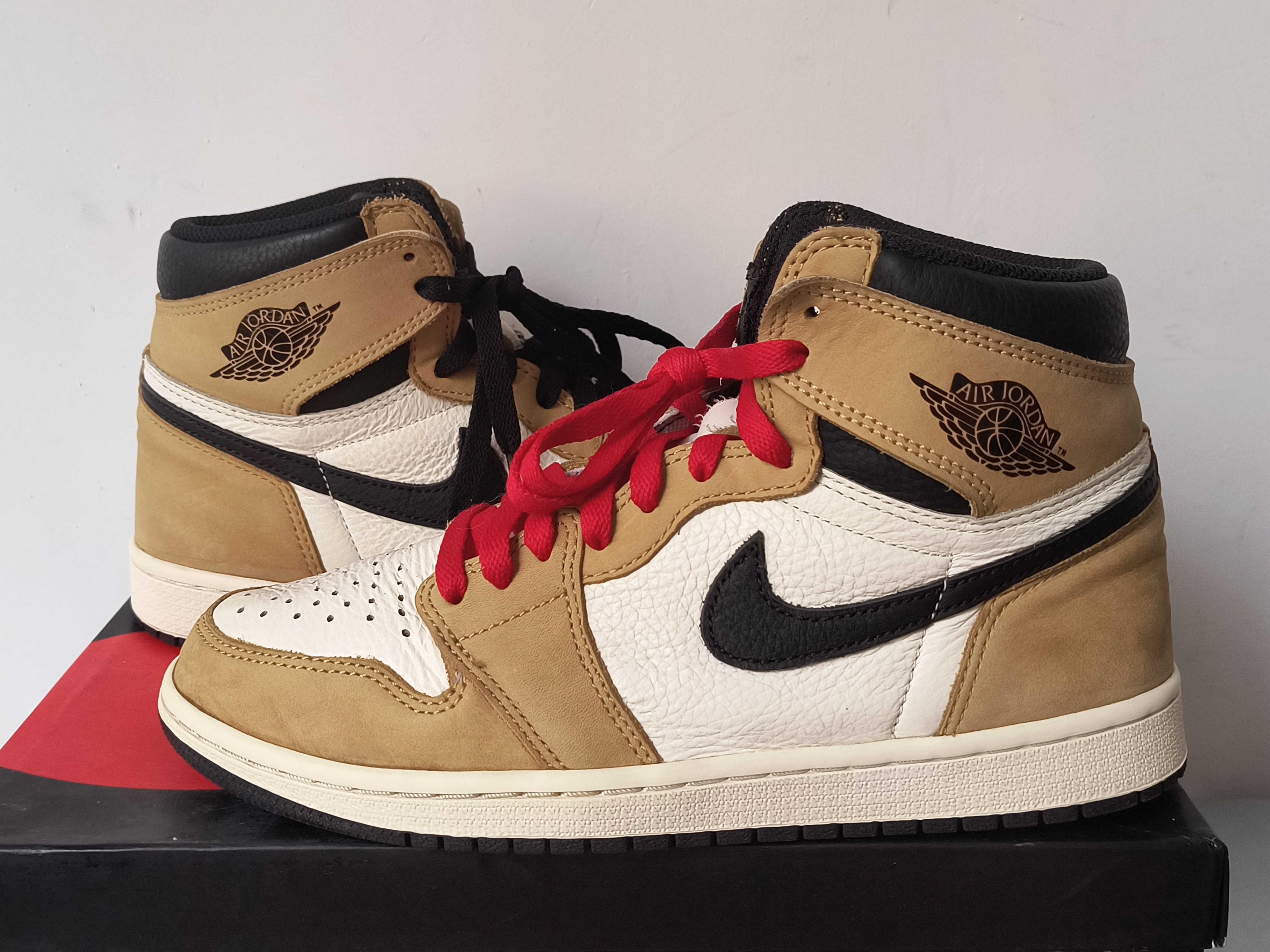Nike Air Jordan 1 RETRO High "Rookie of The Year"