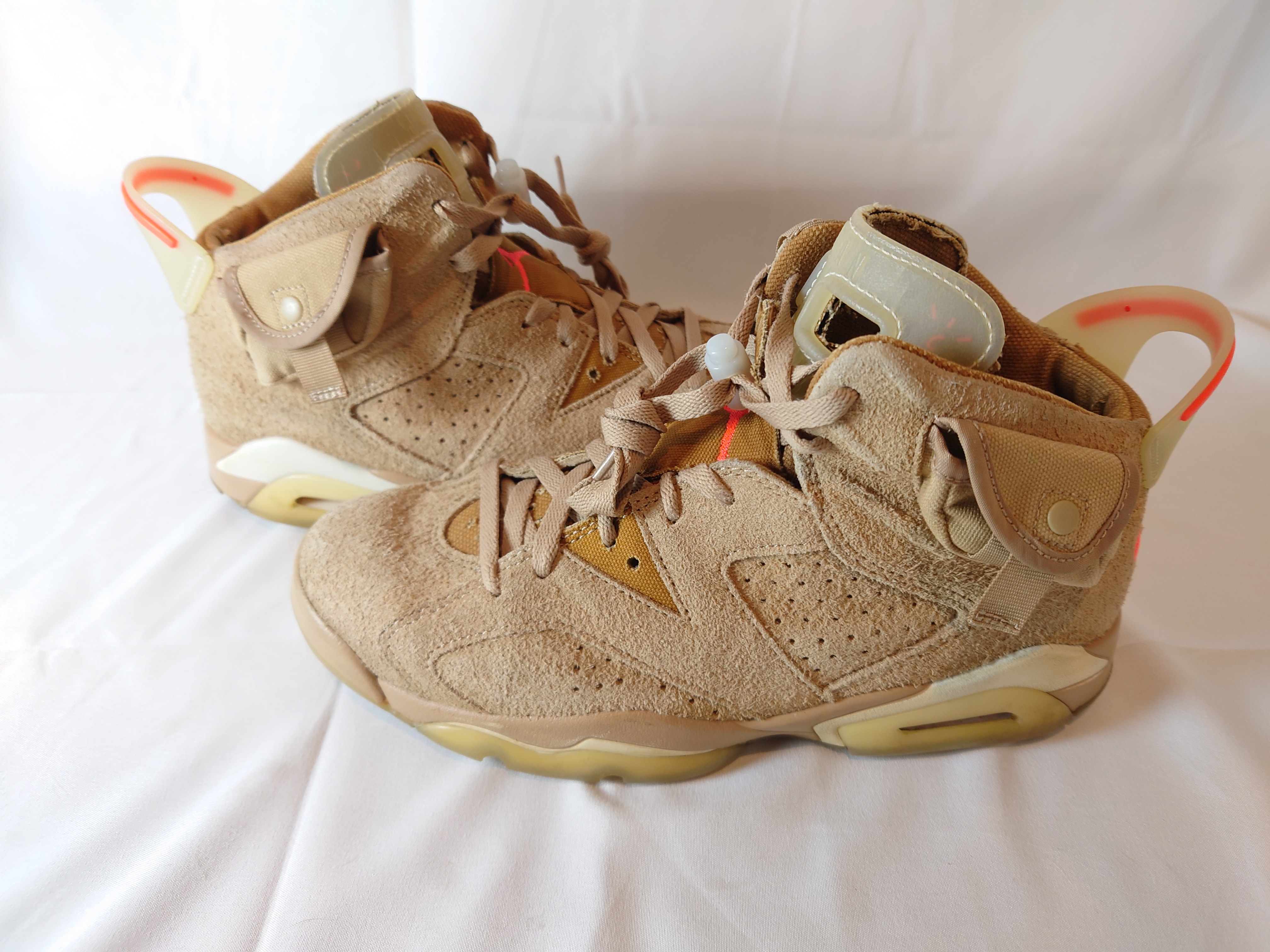 Travis Scott × Nike Air Jordan 6 "British Khaki"