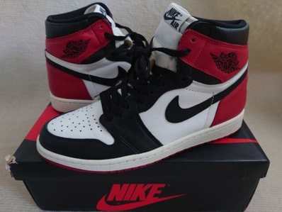 Nike Air Jordan 1 Retro High OG "Black Toe"(2016)