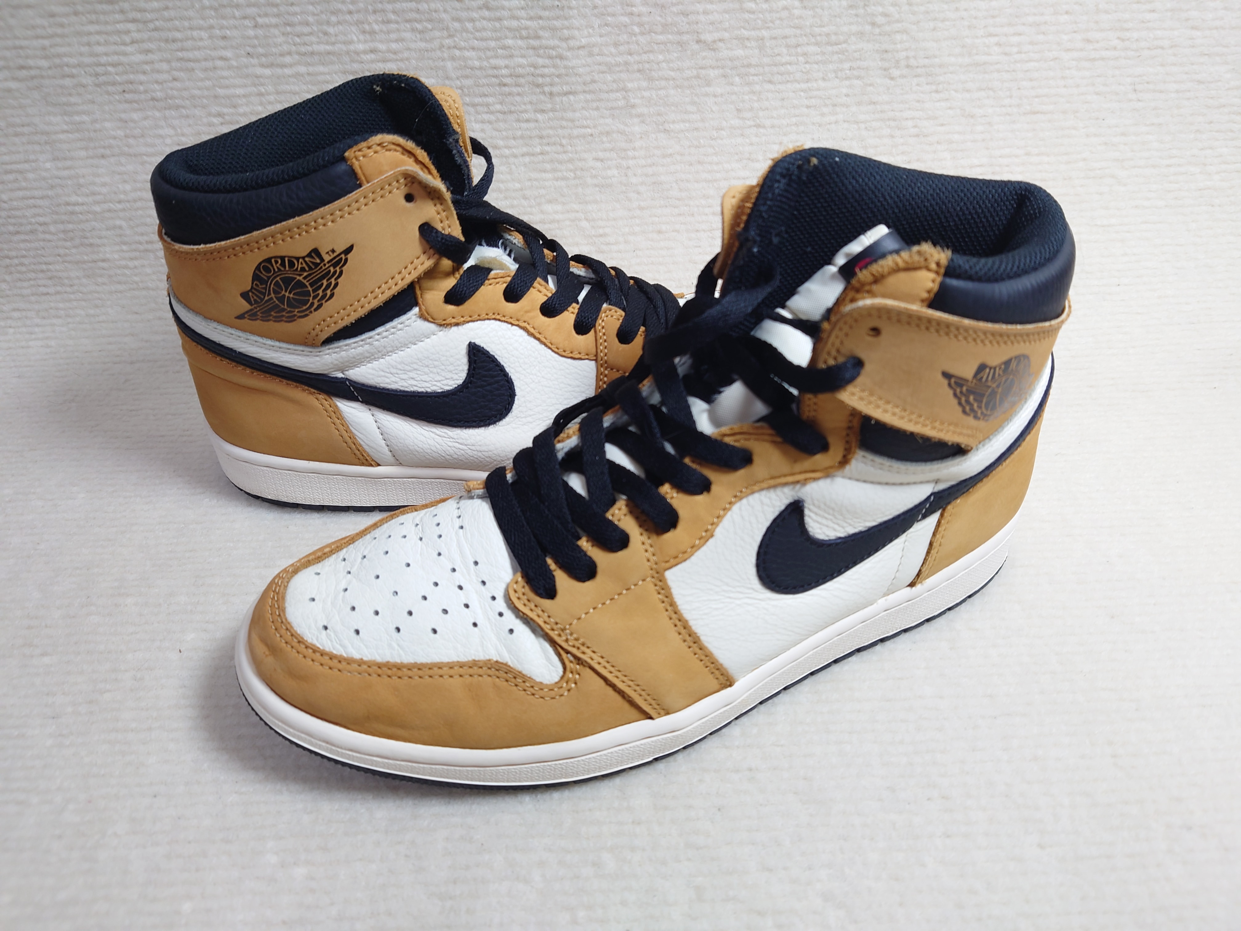 ナイキ エアジョーダン1 レトロ ハイ OG ルーキー オブ ザ イヤー