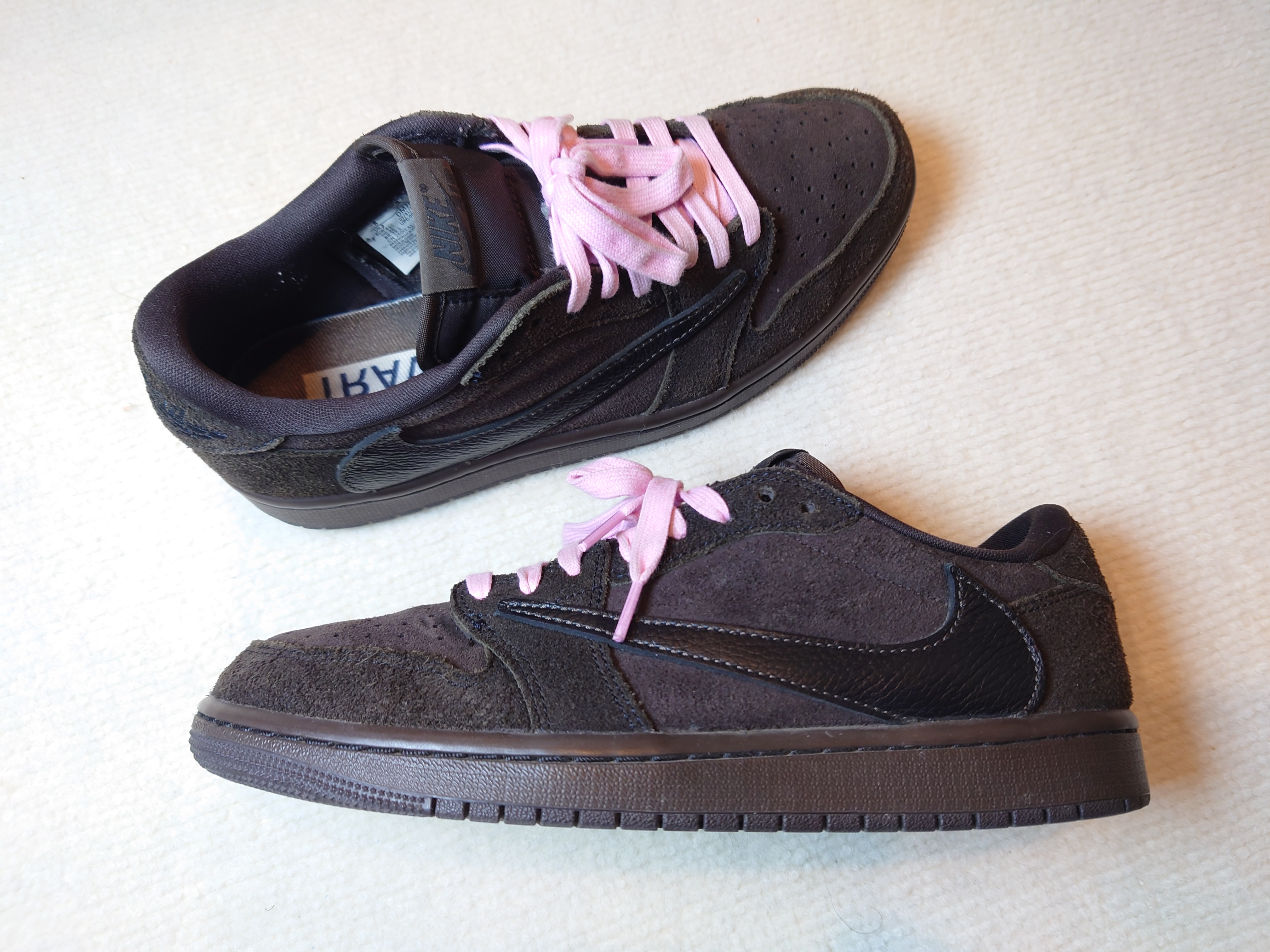 Travis Scott × Nike Air Jordan 1 Low OG SP "Velvet Brown and Dark Mocha"