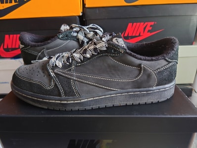 Travis Scott × Nike Air Jordan 1 Low OG SP "Black Phantom"