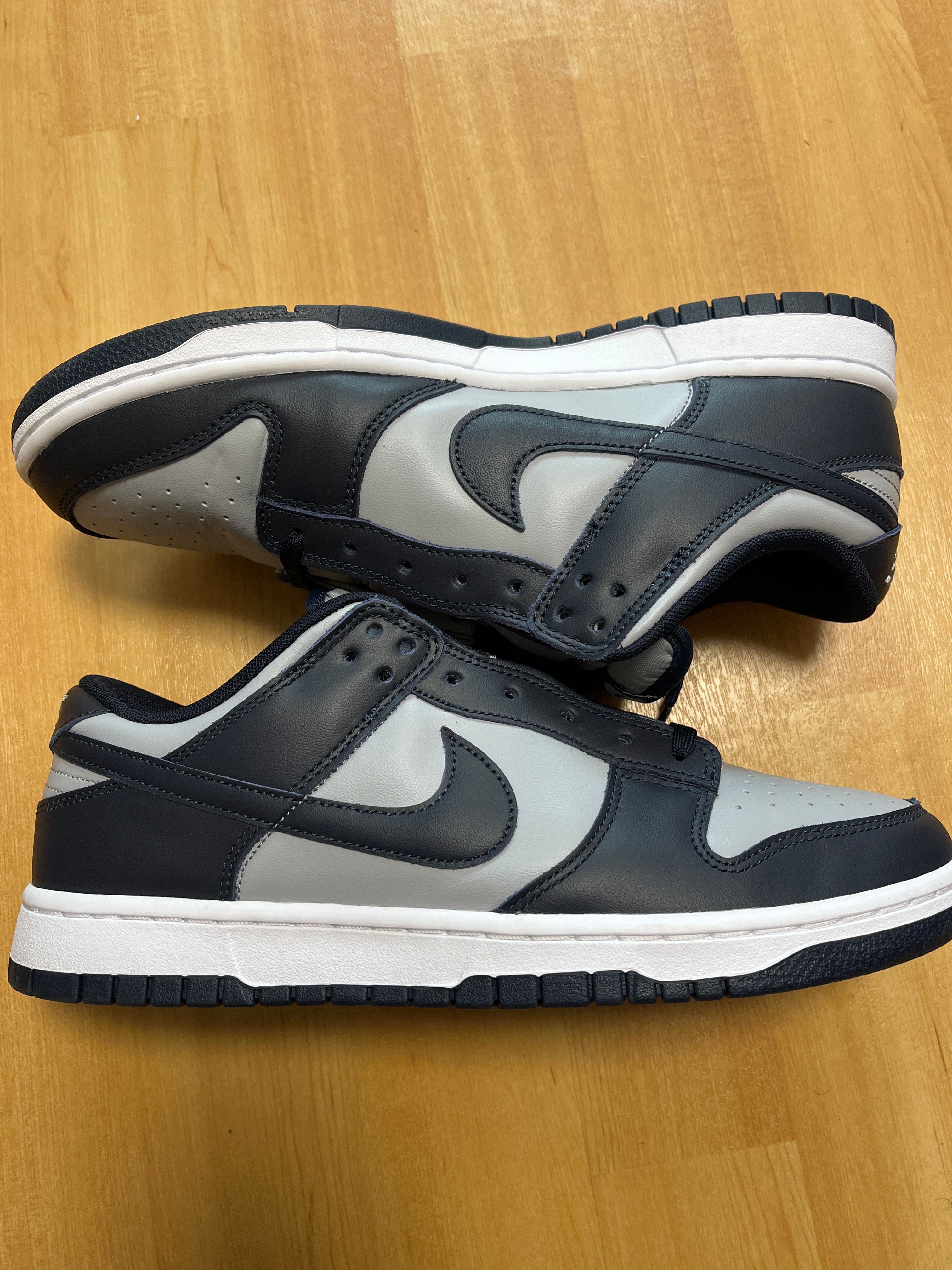 Nike Dunk Low "Championship Grey"