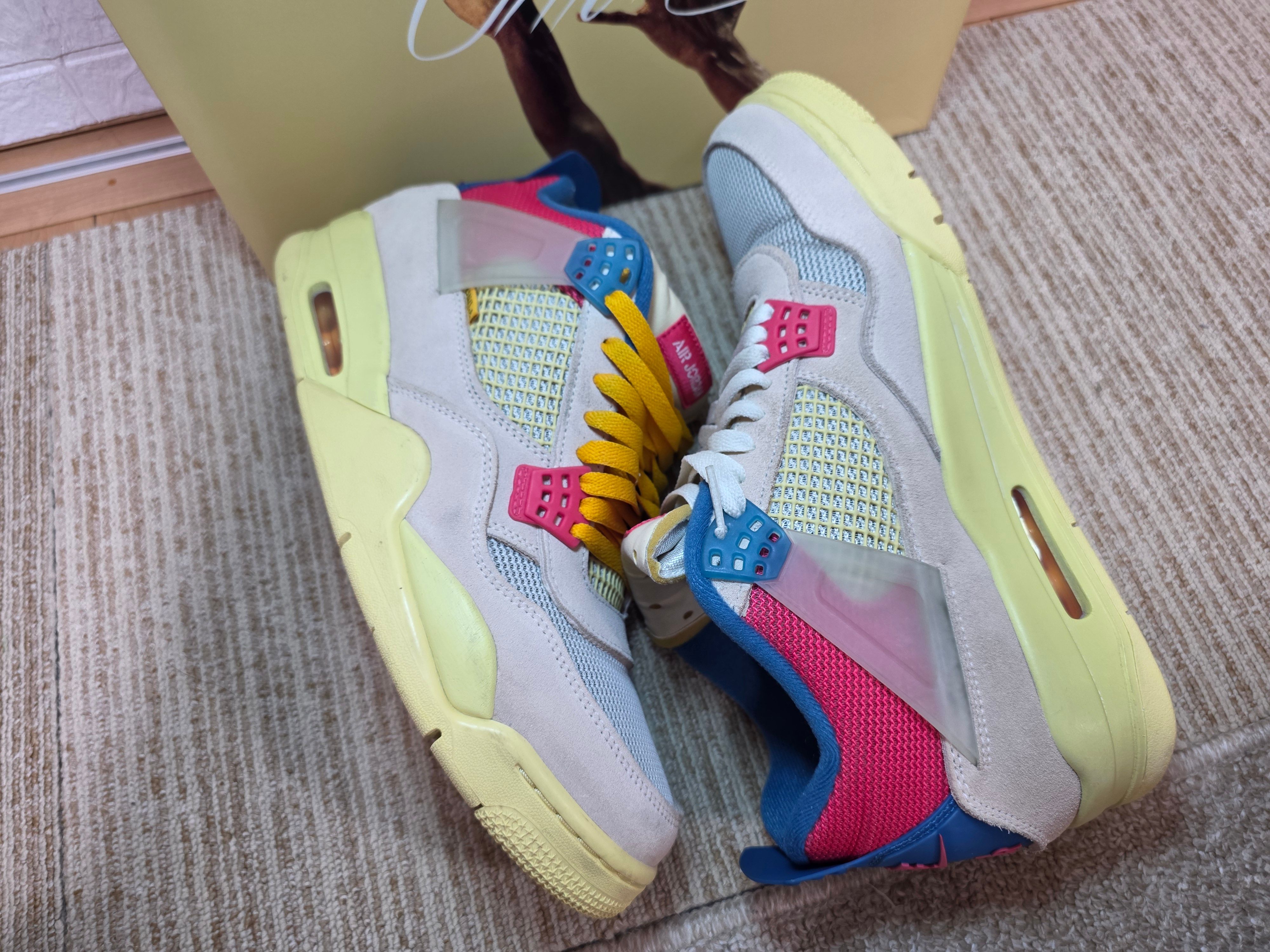 UNION × Nike Air Jordan 4 SP "Guava Ice/Light Fusion Red"