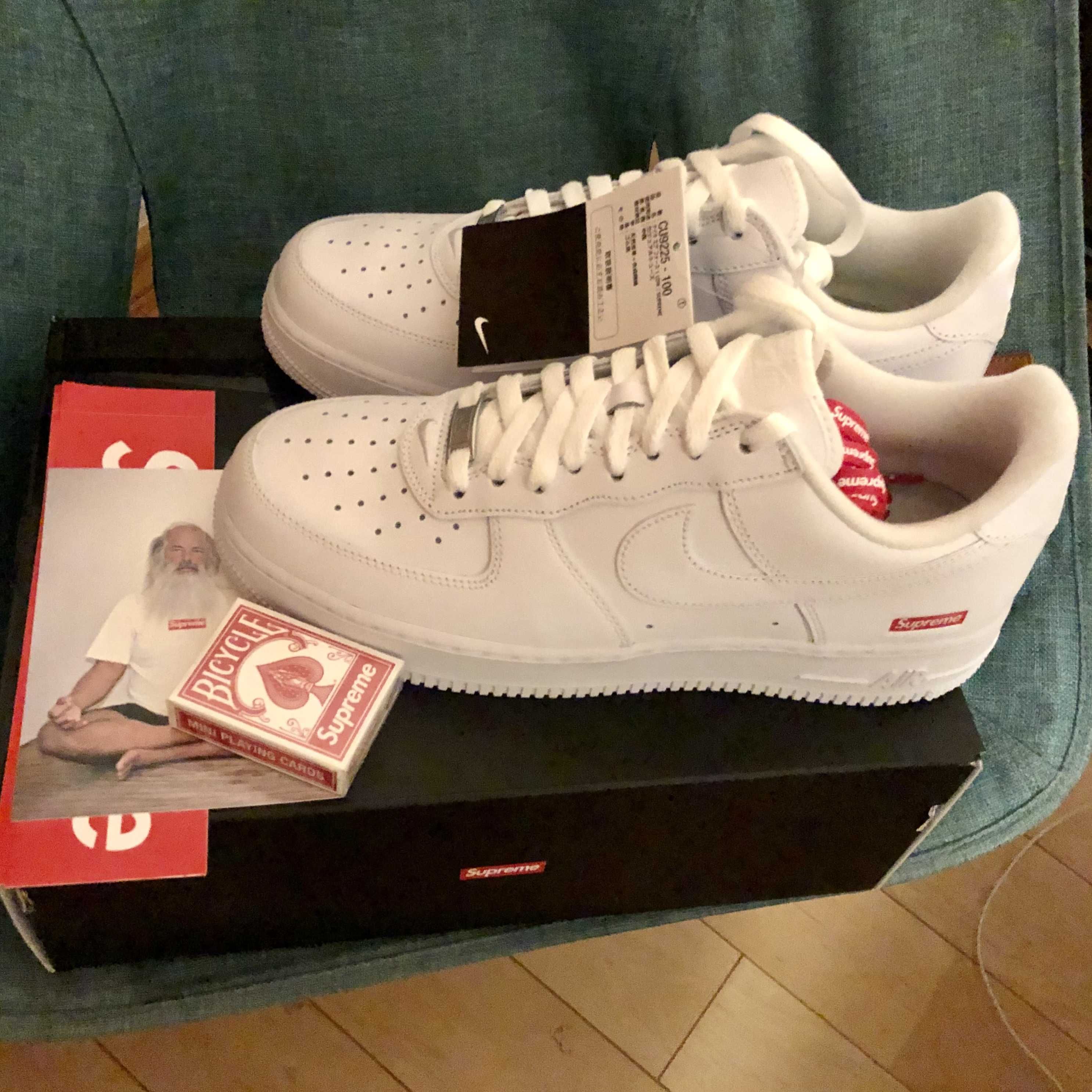 Supreme × Nike Air Force 1 Low "White"