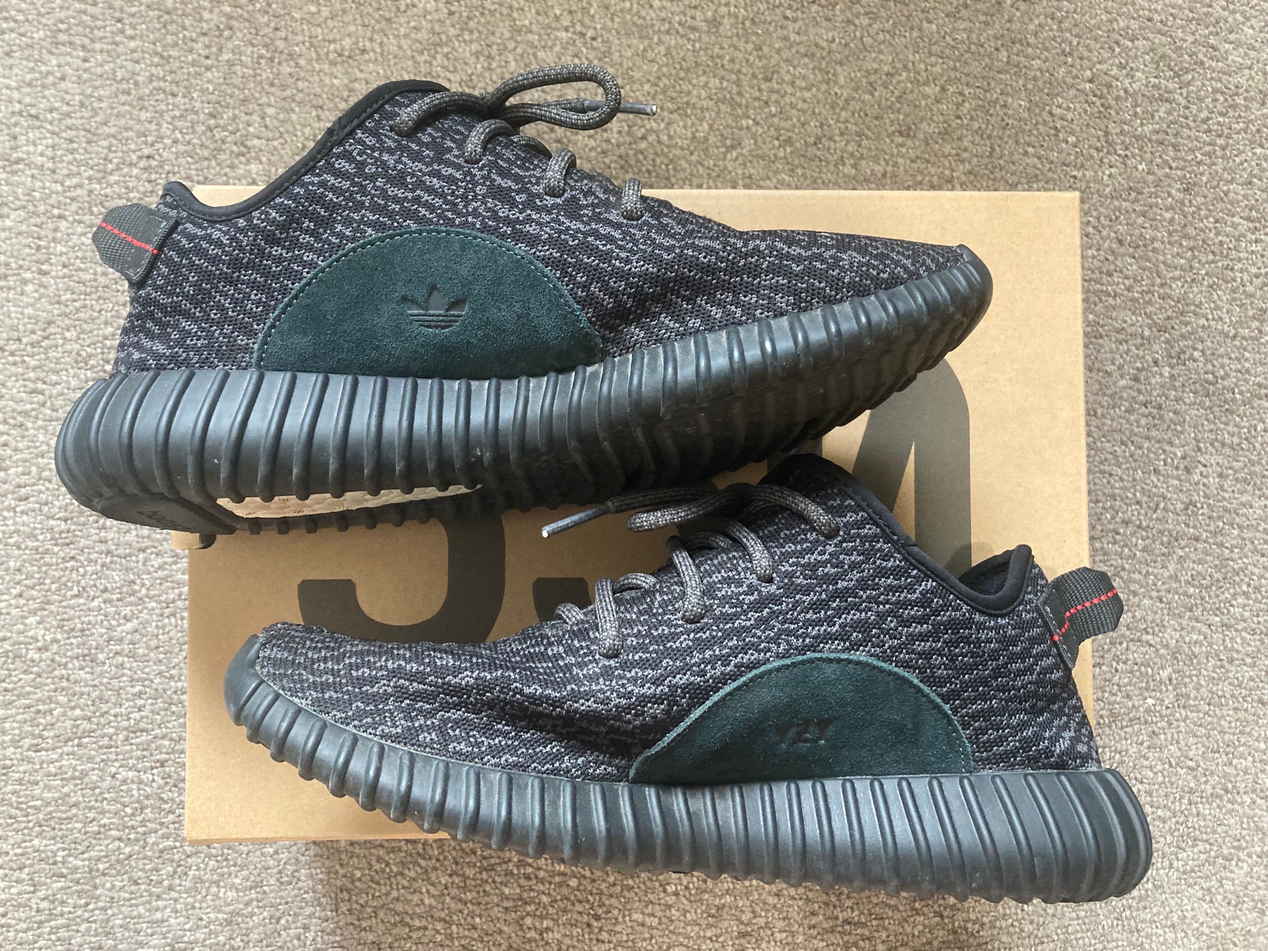 adidas YEEZY Boost 350 "Pirate Black" (2022/2023/2024)