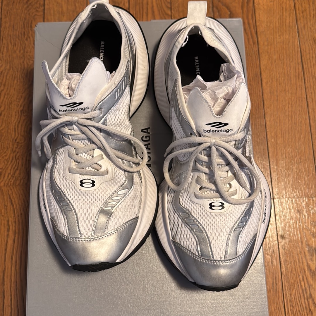 BALENCIAGA Circuit Sneaker "White/Silver"