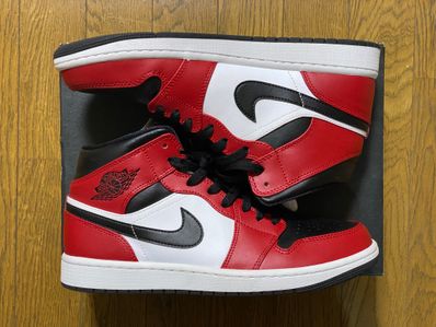 Nike Air Jordan 1 Mid "Chicago Black Toe"
