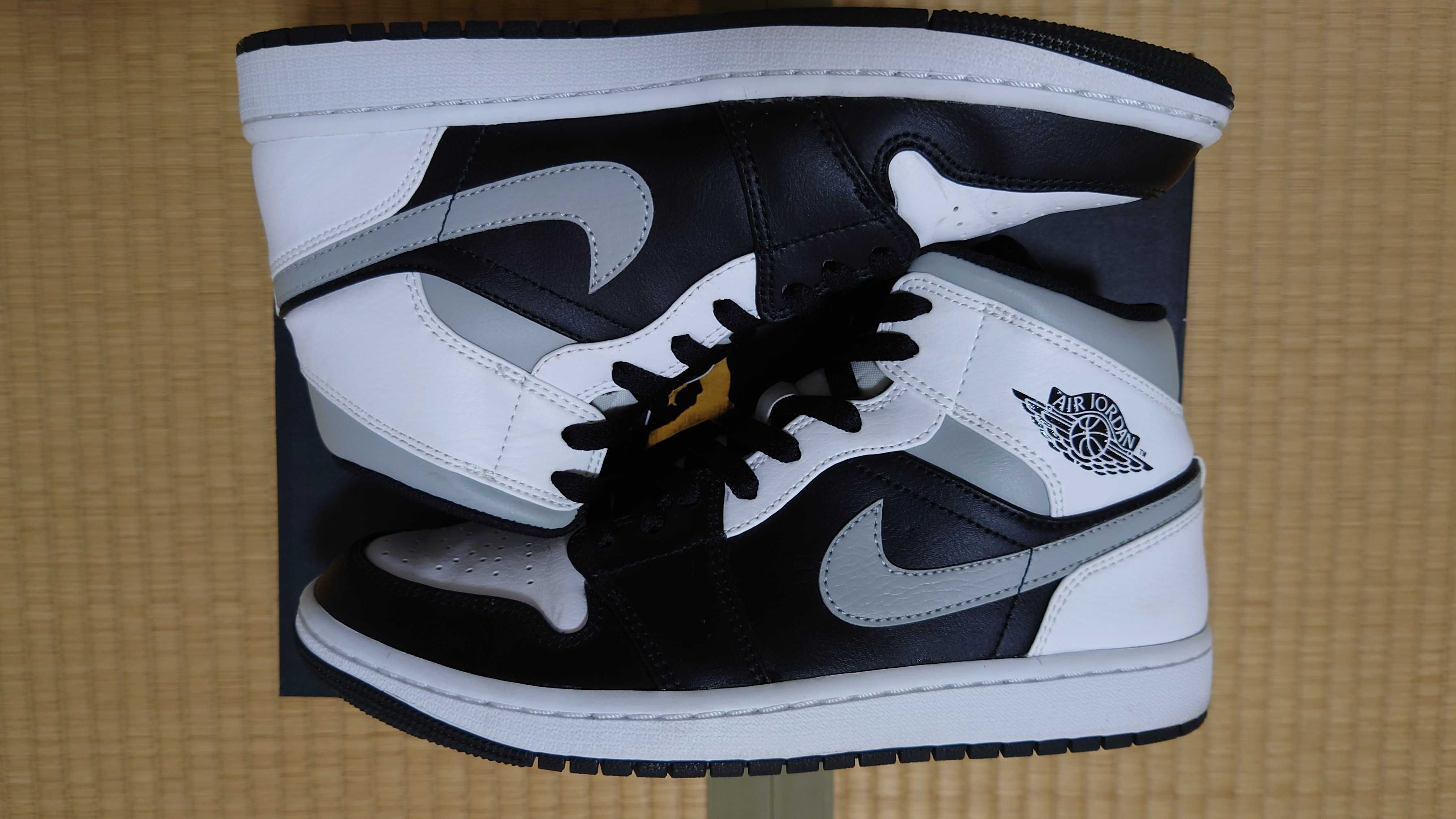NIKE AIR JORDAN 1 MID "WHITE SHADOW"
