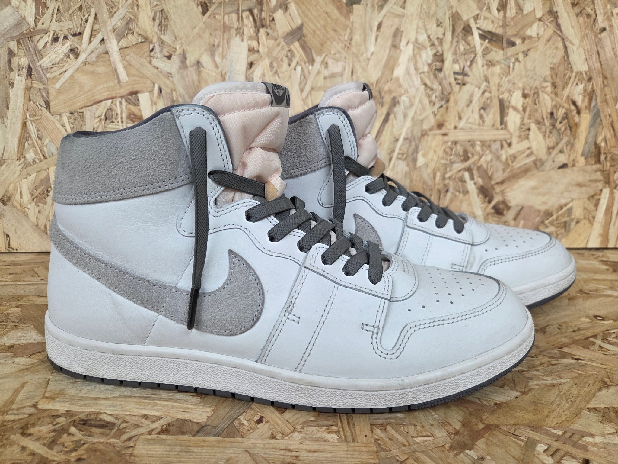 Nike Jordan Air Ship SP "Tech Grey"