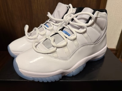 Nike Air Jordan 11 Retro "White/Legend Blue"