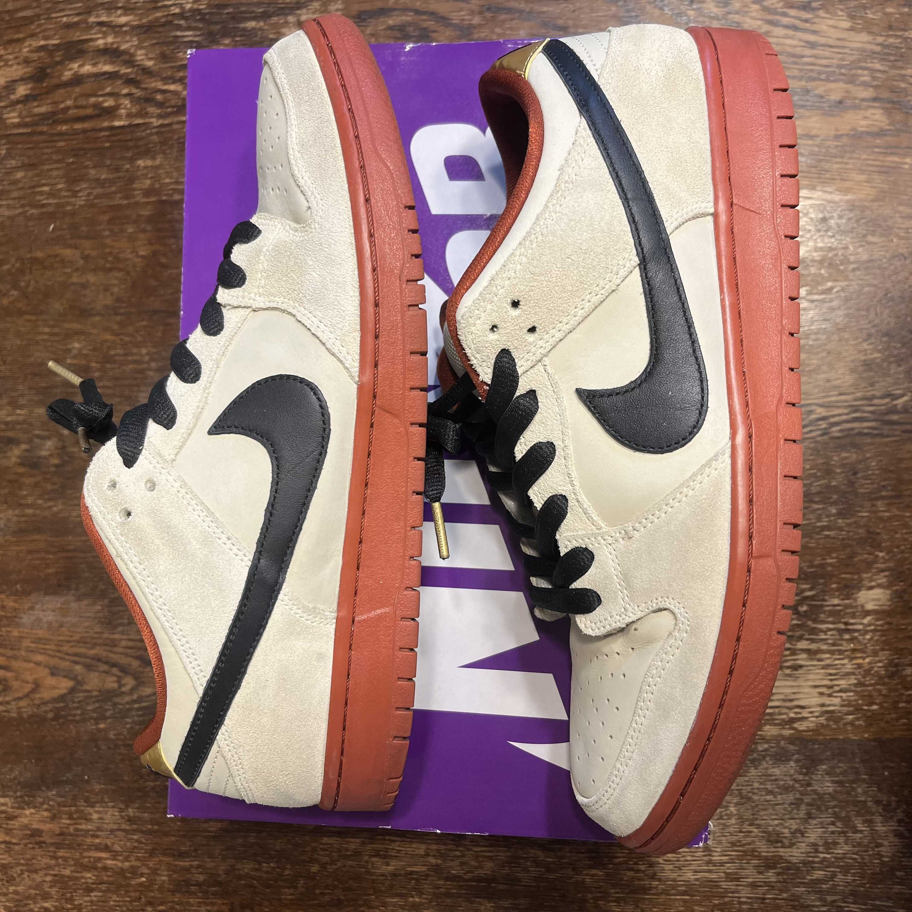 Nike SB Dunk Low Pro "Hennessy"