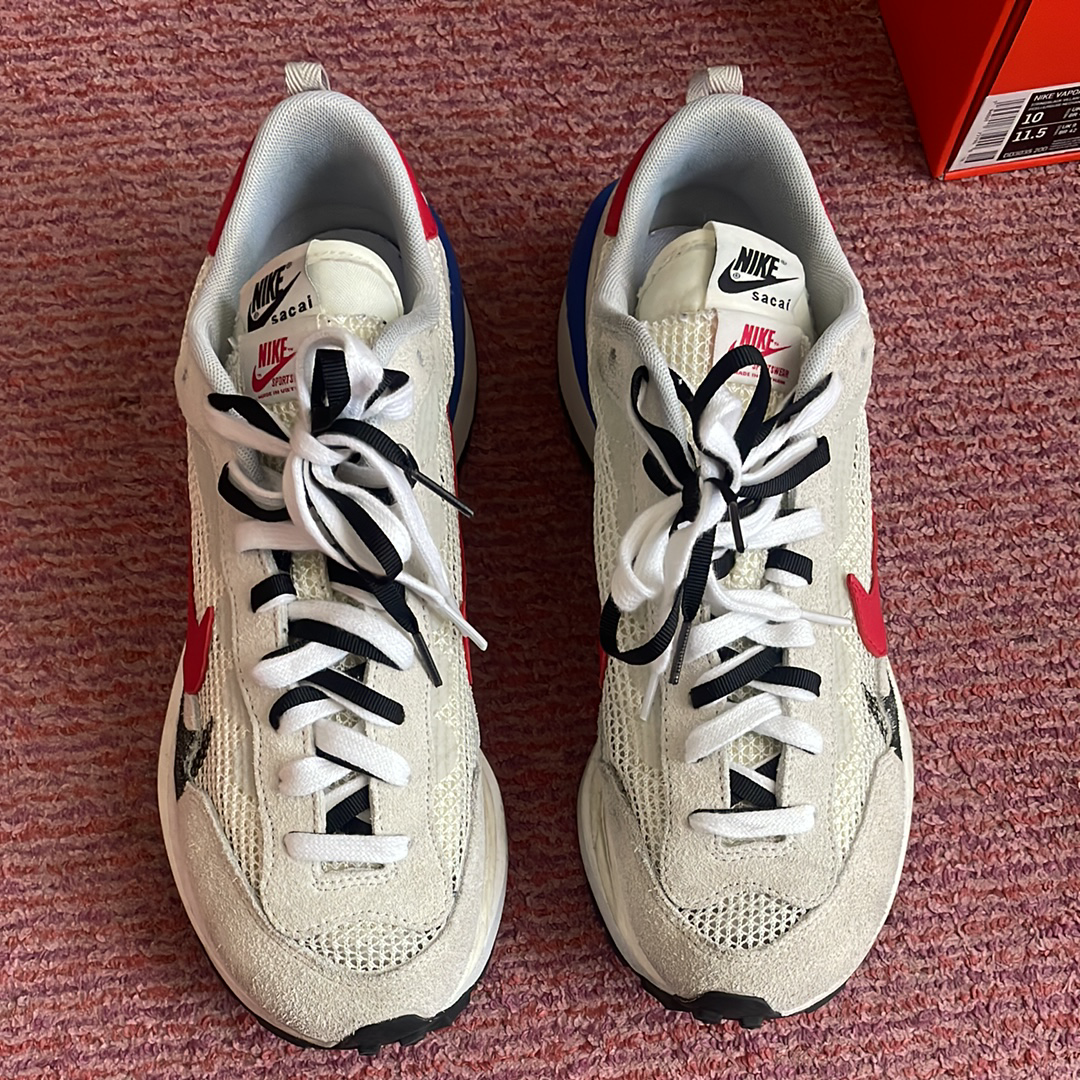 sacai × Nike Vapor Waffle "Royal Fuchsia"