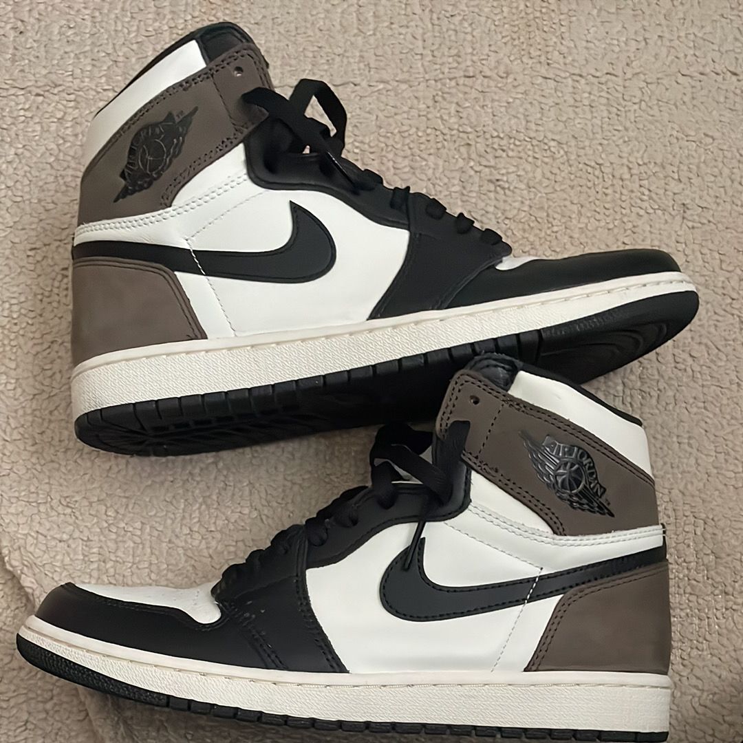 Nike Air Jordan 1 High OG "Sail/Dark Mocha/Black"