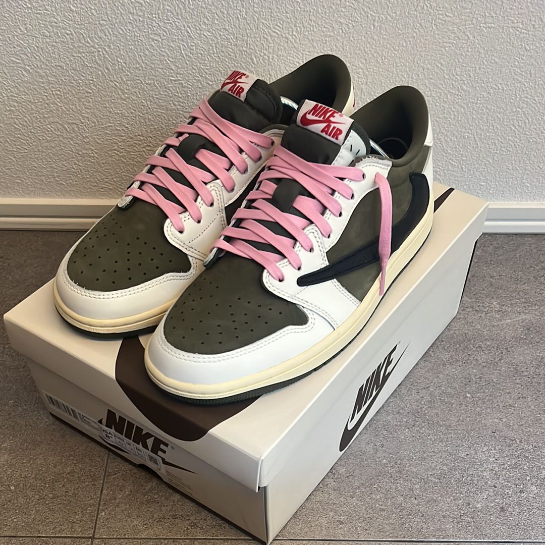 Travis Scott × Nike Air Jordan 1 Low OG SP "Reverse Olive"