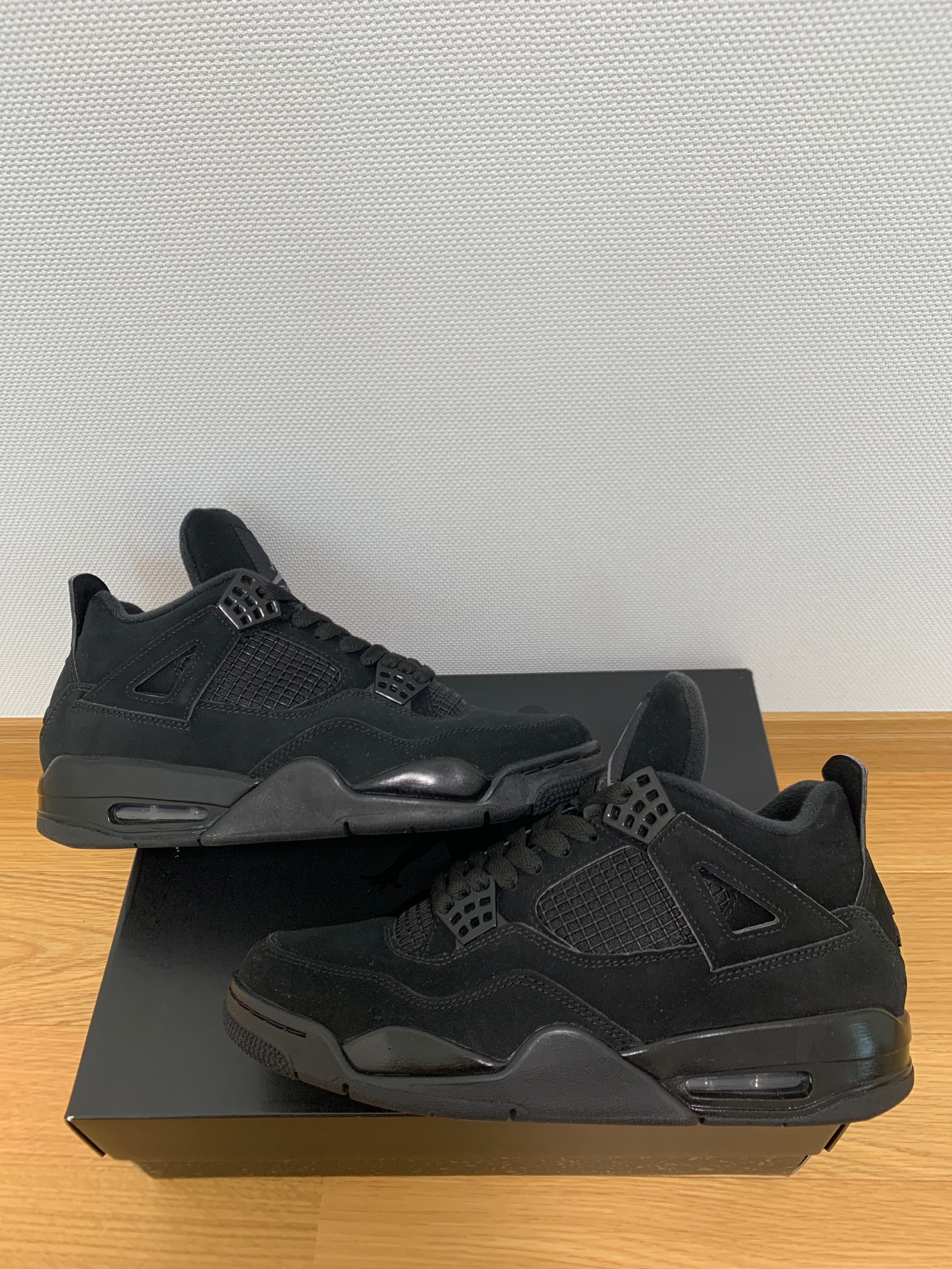 Nike Air Jordan 4 "Black Cat"