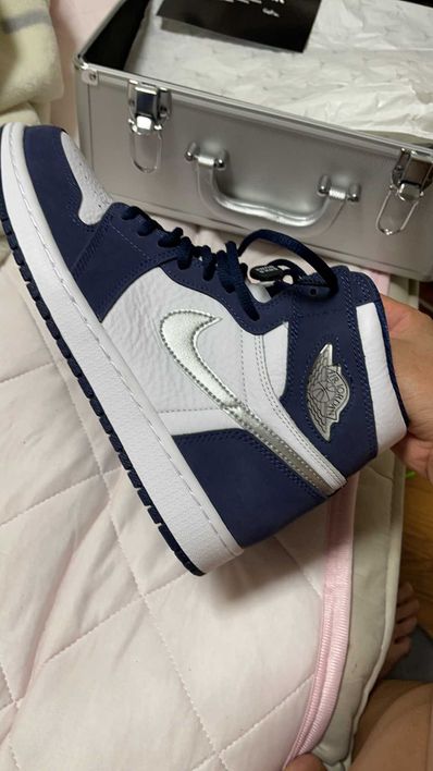 Nike Air Jordan 1 Retro High OG CO.JP "Midnight Navy"(2020)(ブリーフケース付き)