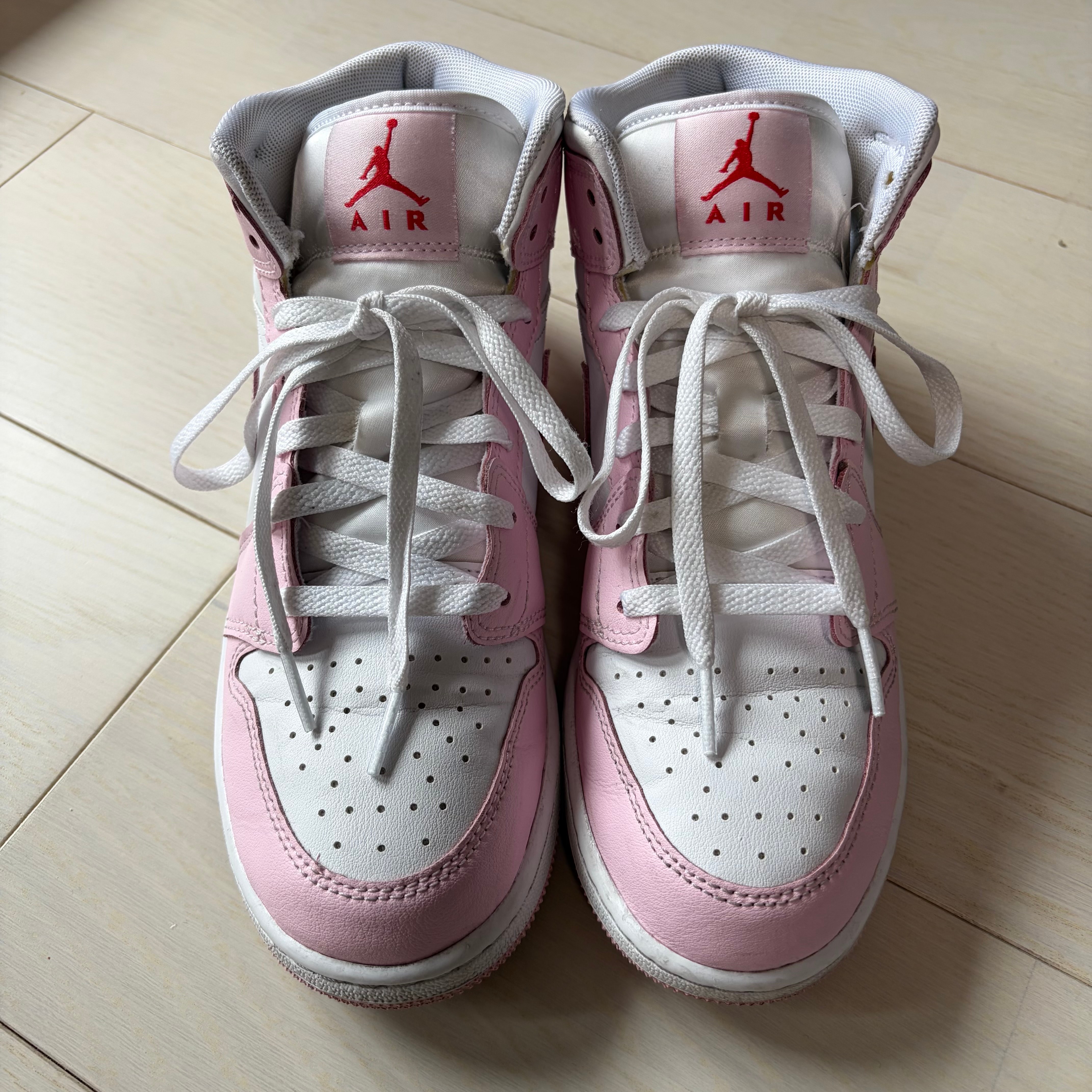 Nike GS Air Jordan 1 Mid "Pink Foam/Fire Red/White"
