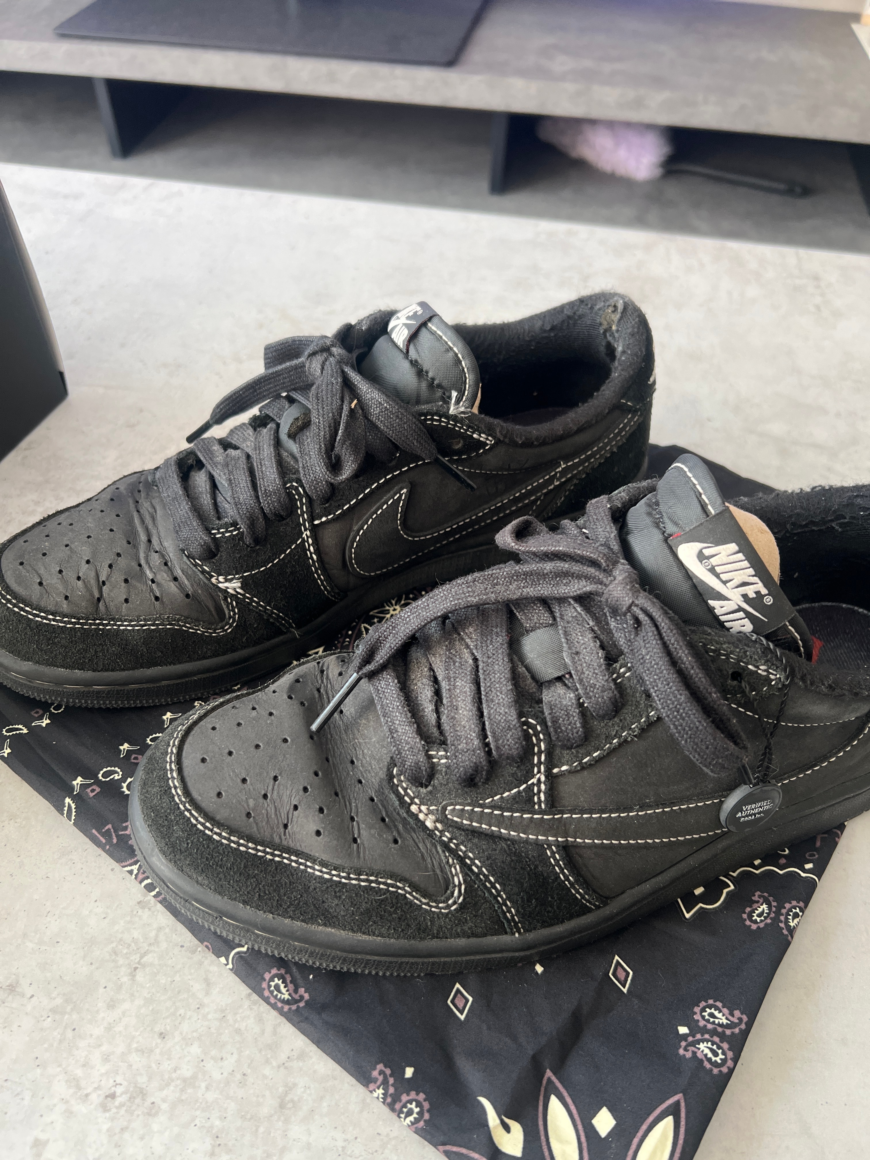 Travis Scott × Nike Air Jordan 1 Low OG SP "Black Phantom"