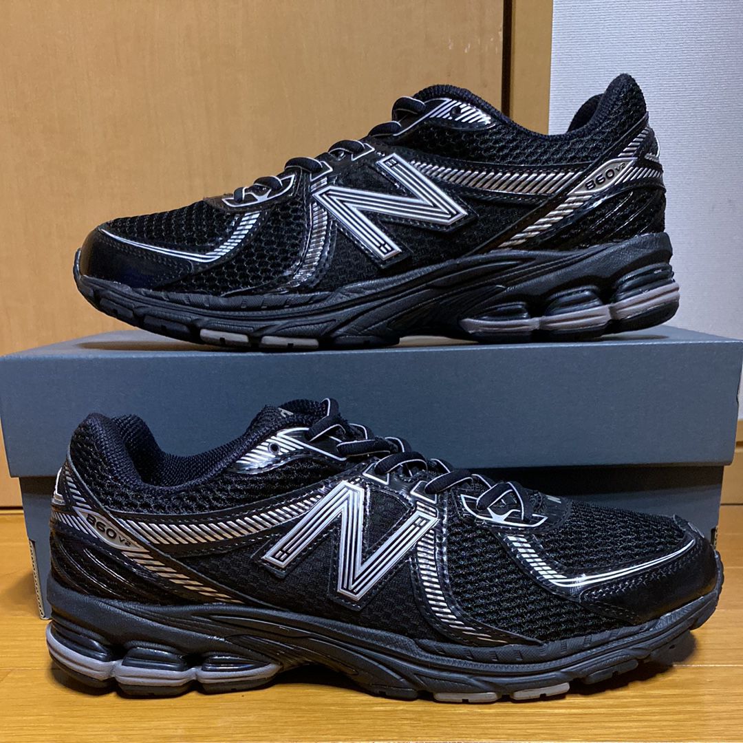 New Balance 860V2 "Black"