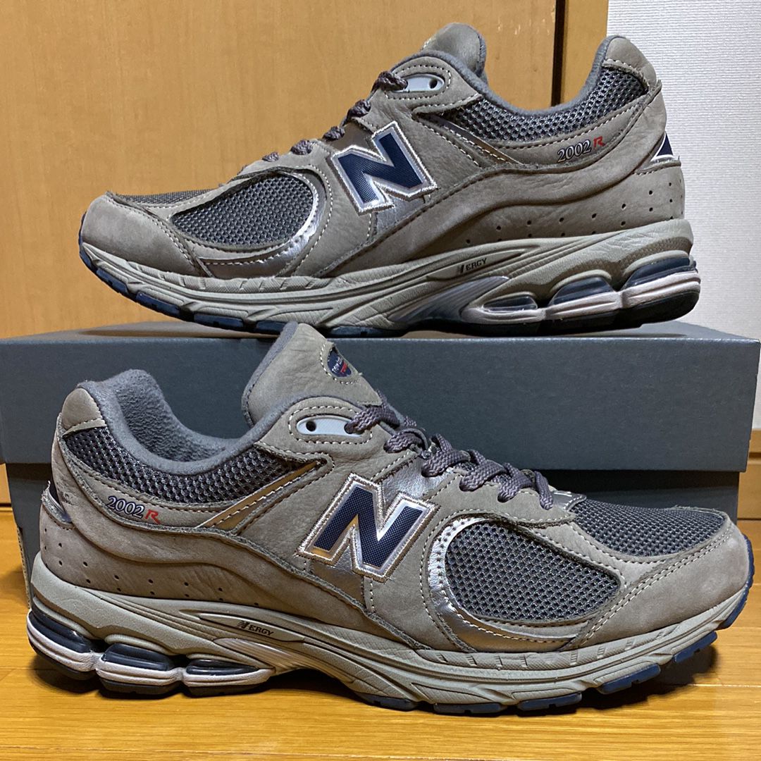 New Balance 2002R "Gray"
