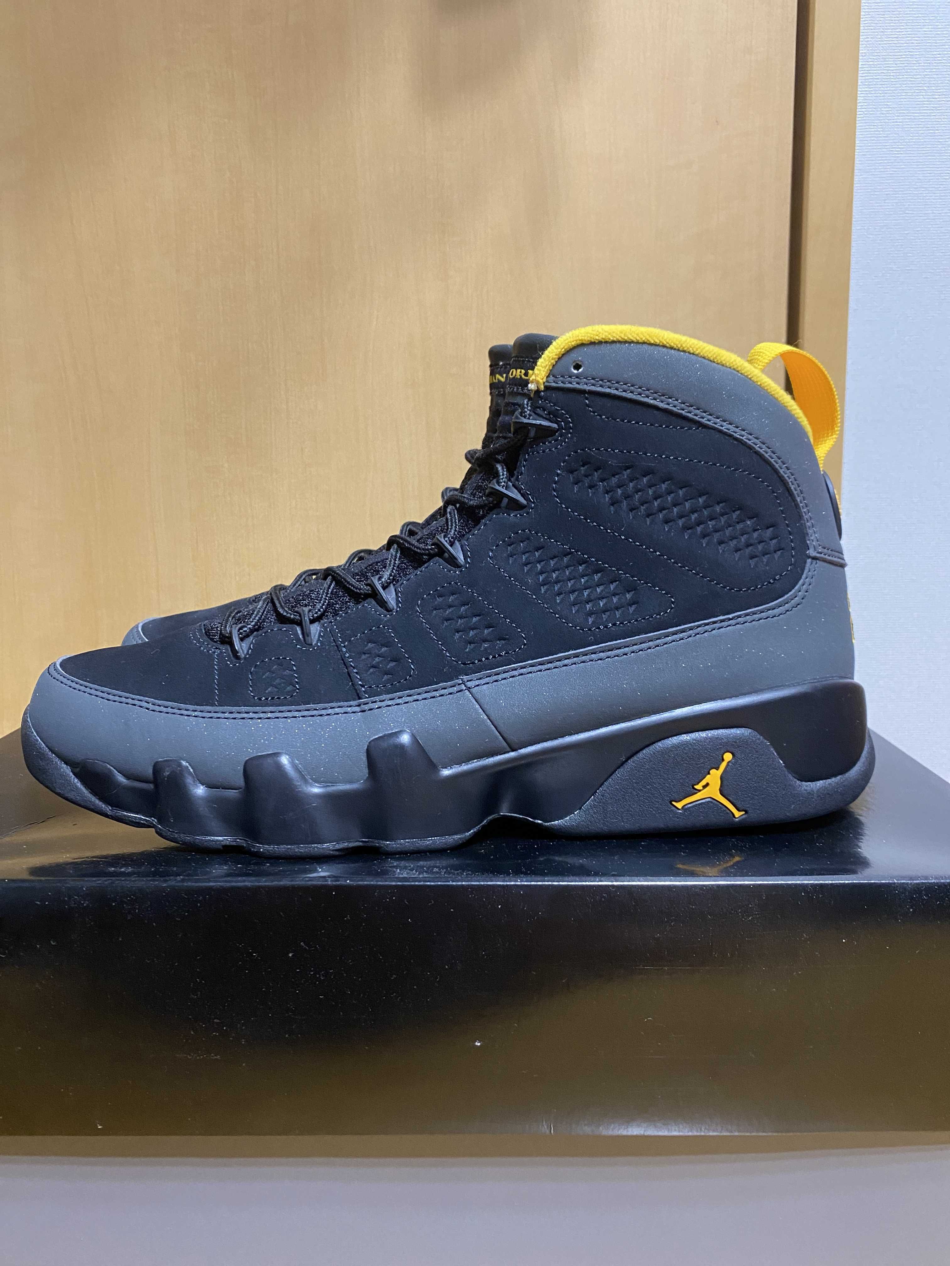 Nike Air Jordan 9 "University Gold"