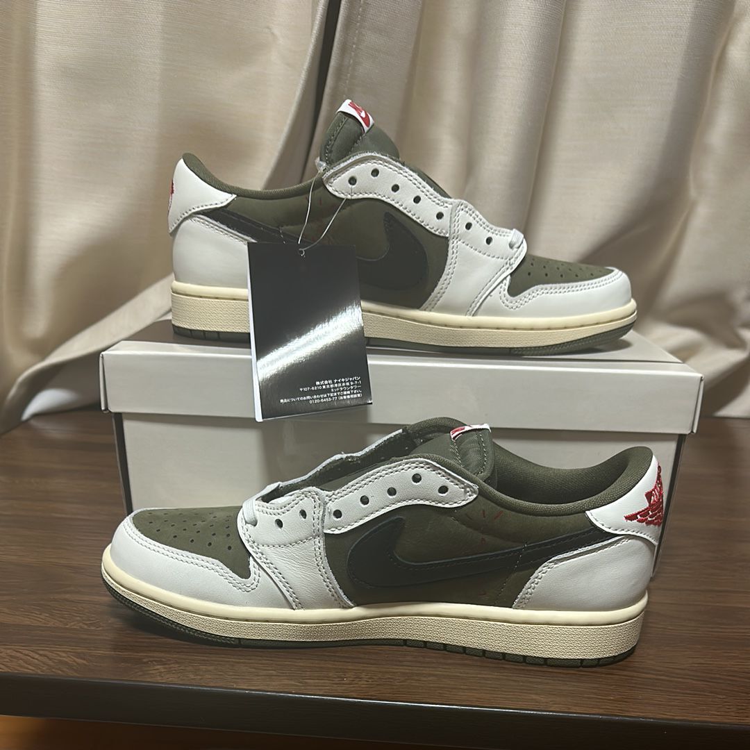 Travis Scott × Nike Air Jordan 1 Low OG SP "Reverse Olive"