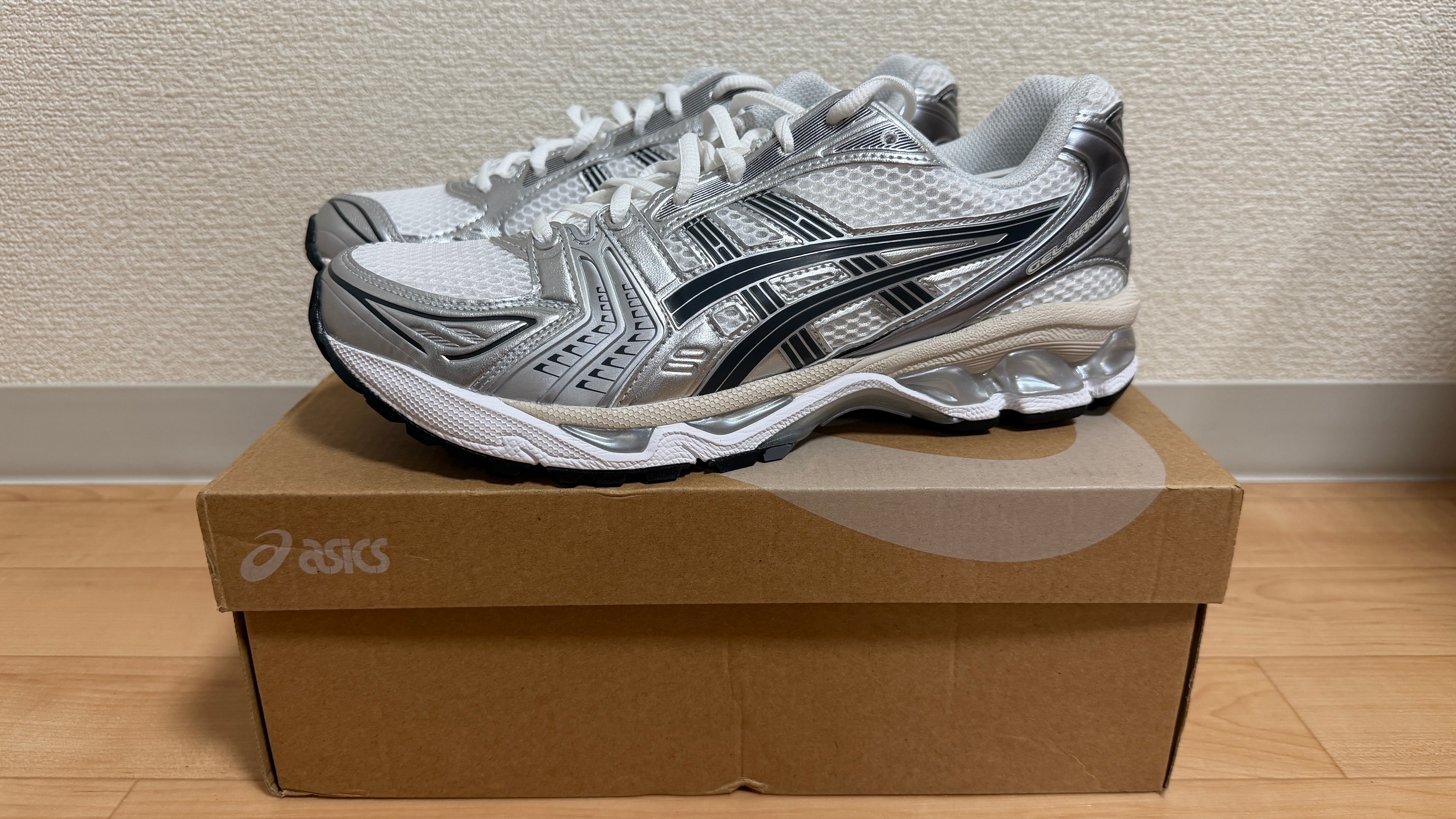 Asics Gel-Kayano 14 "White/Graphite Grey"