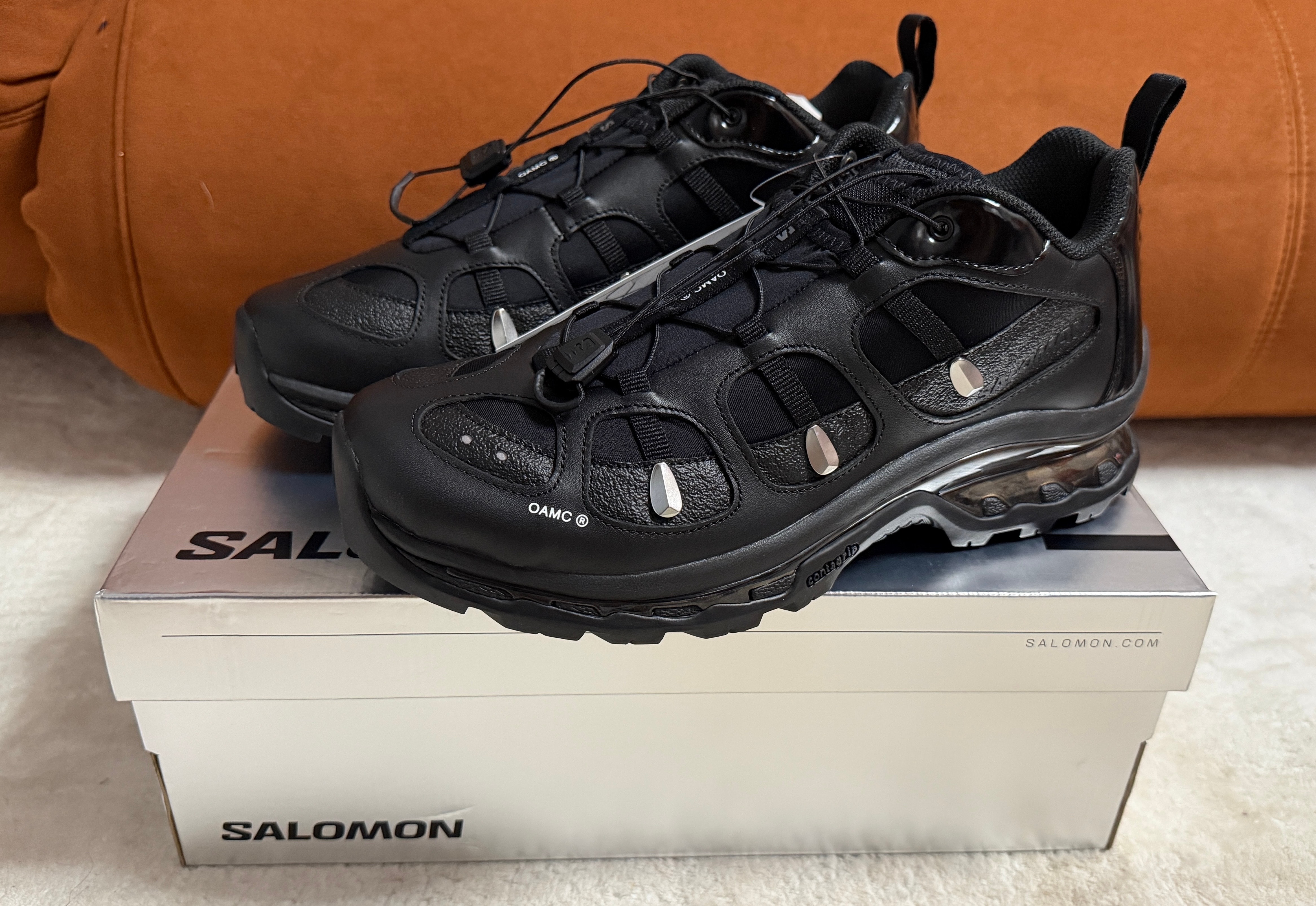 OAMC × サロモン XT-クエスト "ブラック/シルバー"