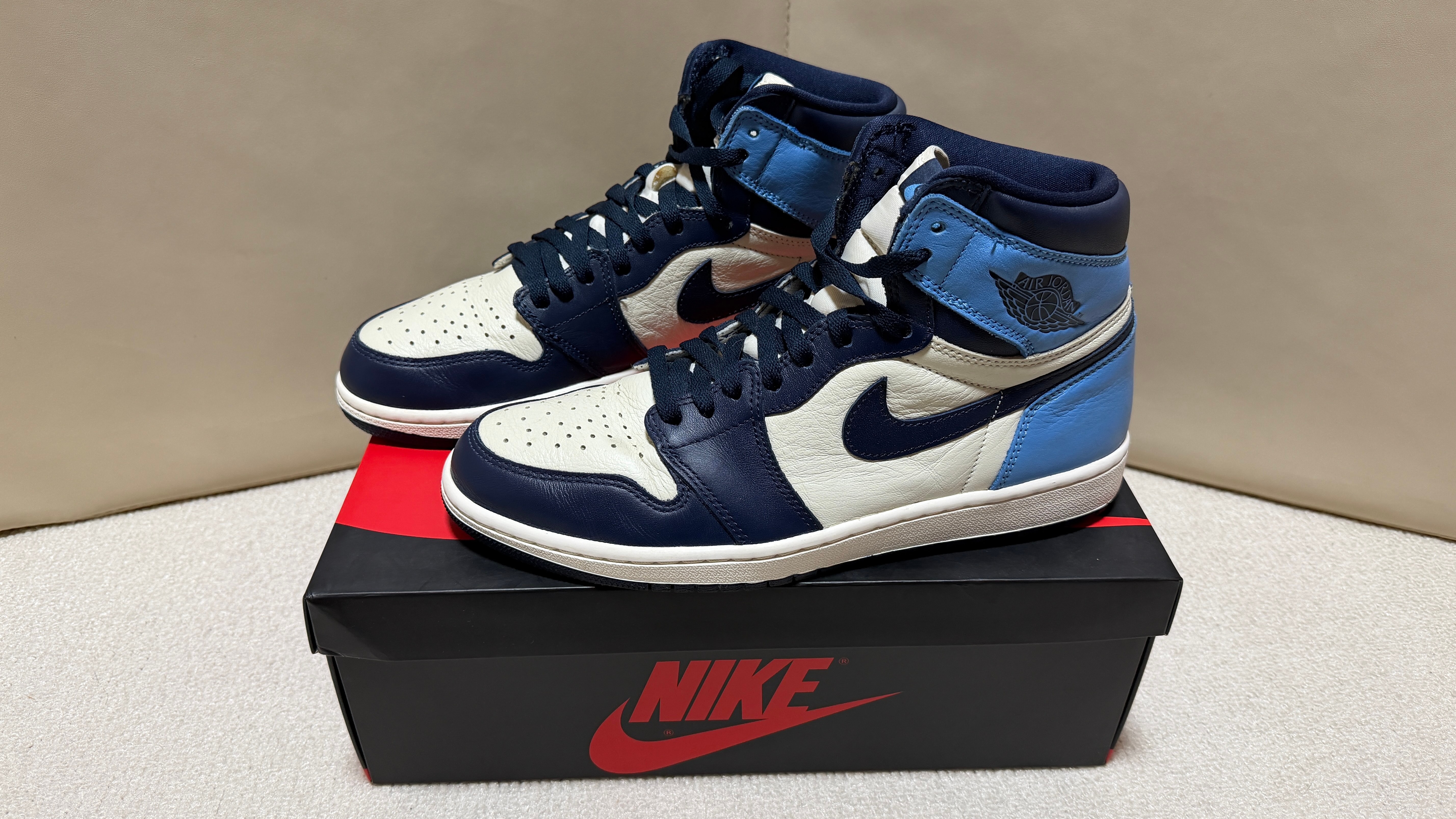 Nike Air Jordan 1 Retro High OG "Obsidian/University Blue"