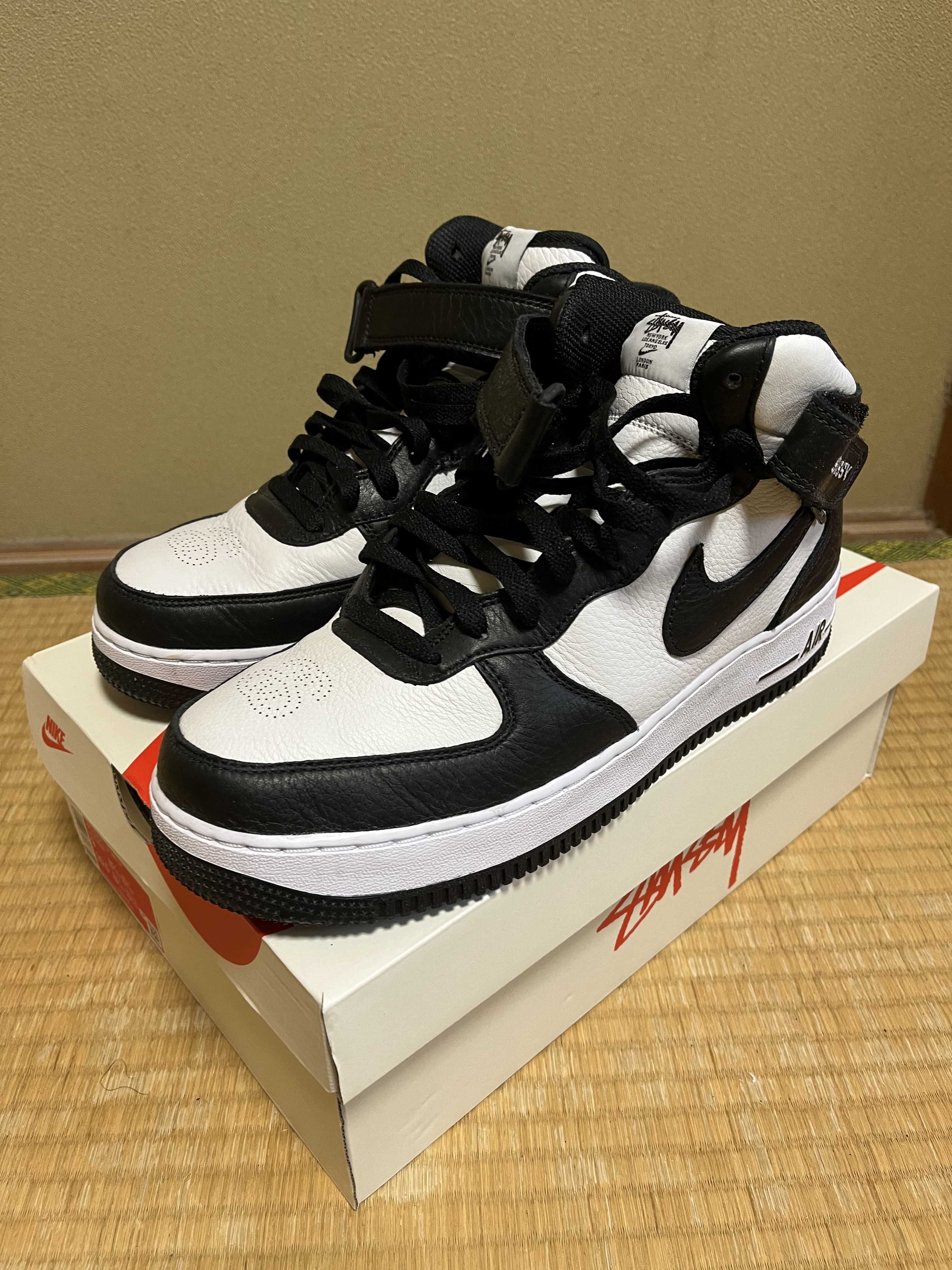 Stussy × Nike Air Force 1 Mid "Black and Light Bone"