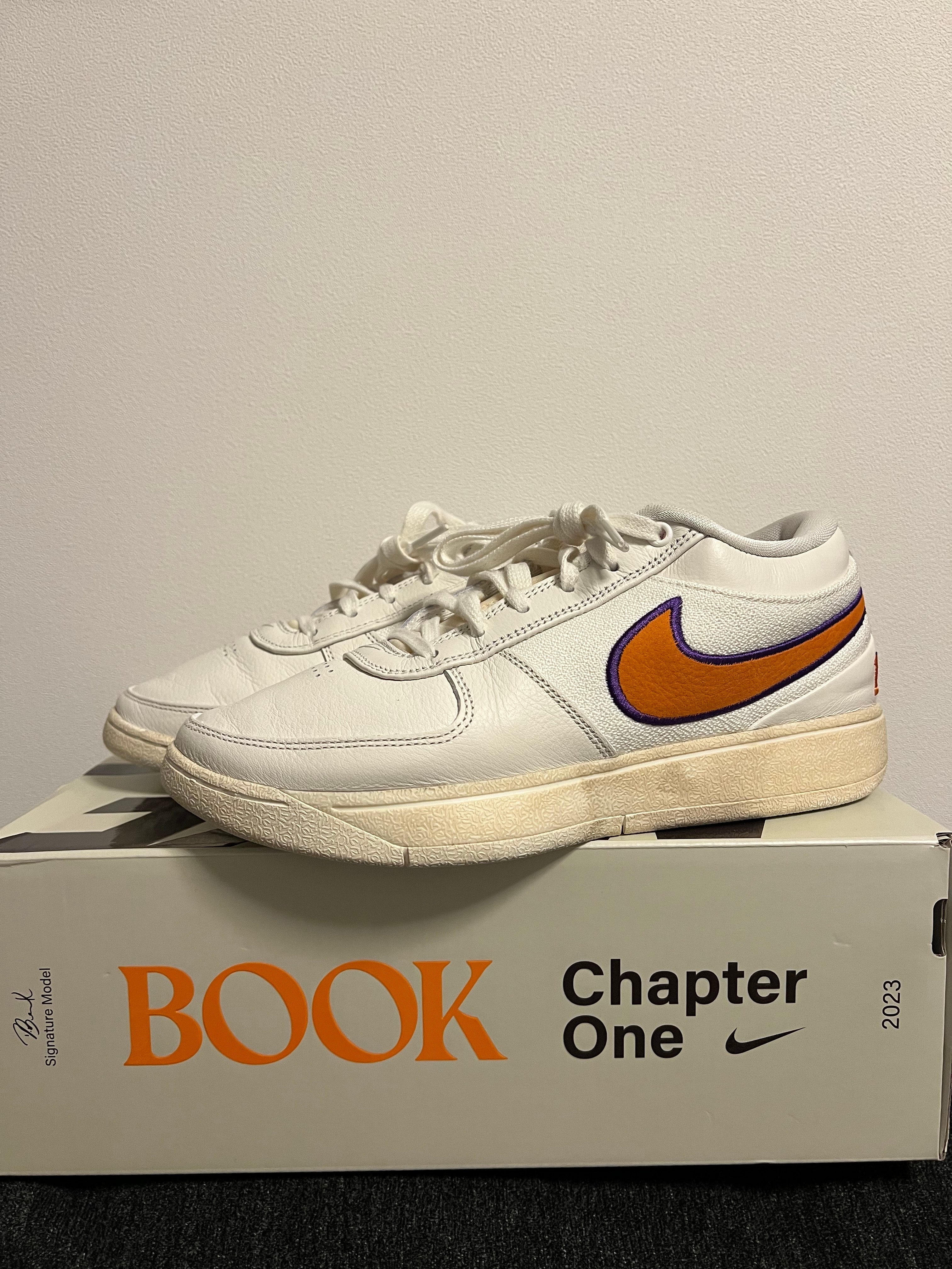 ナイキ ブック1  "セイル/コートパープル/クレイオレンジ"