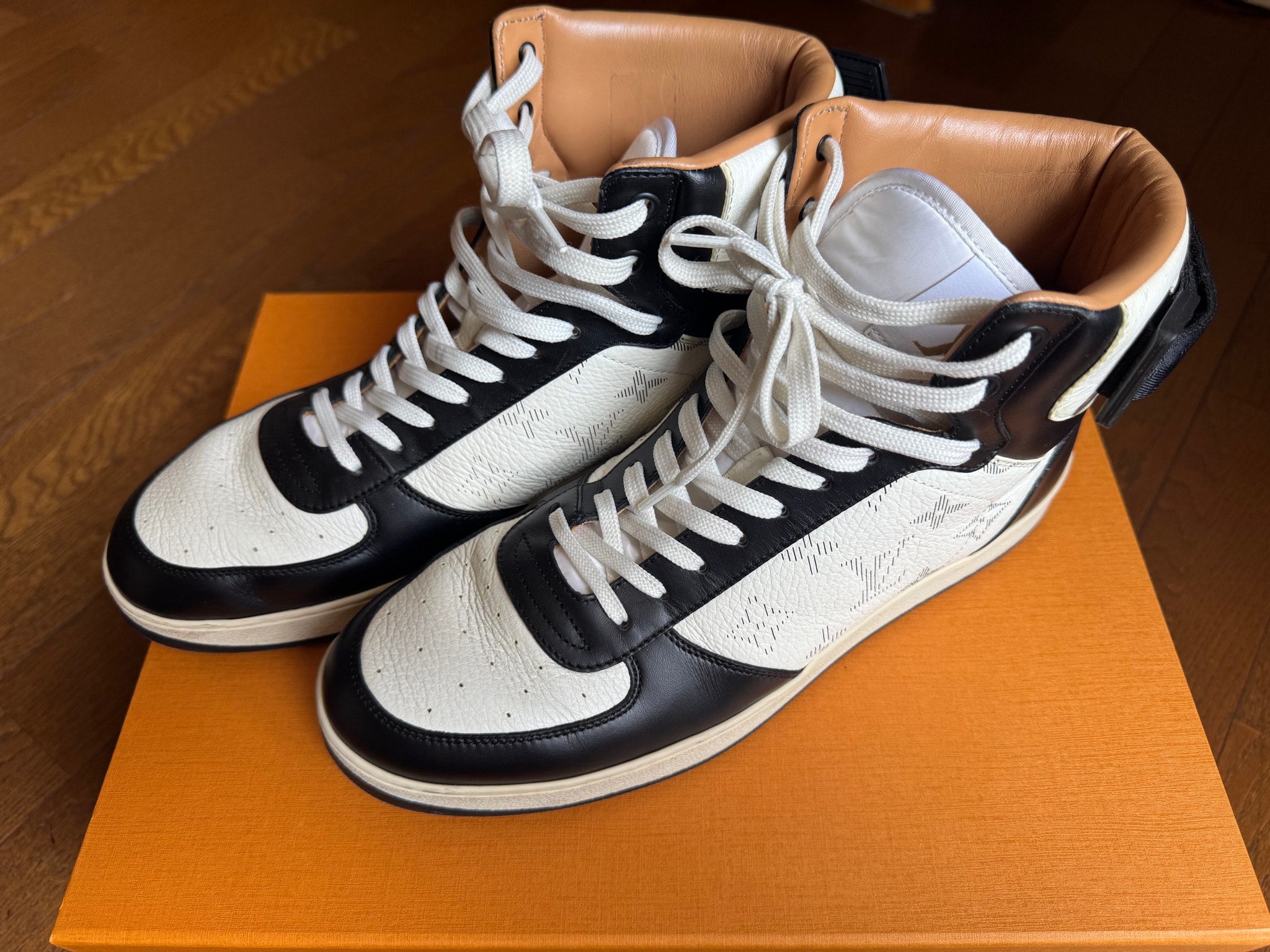 Louis Vuitton Rivoli Sneaker Boot "Maron"