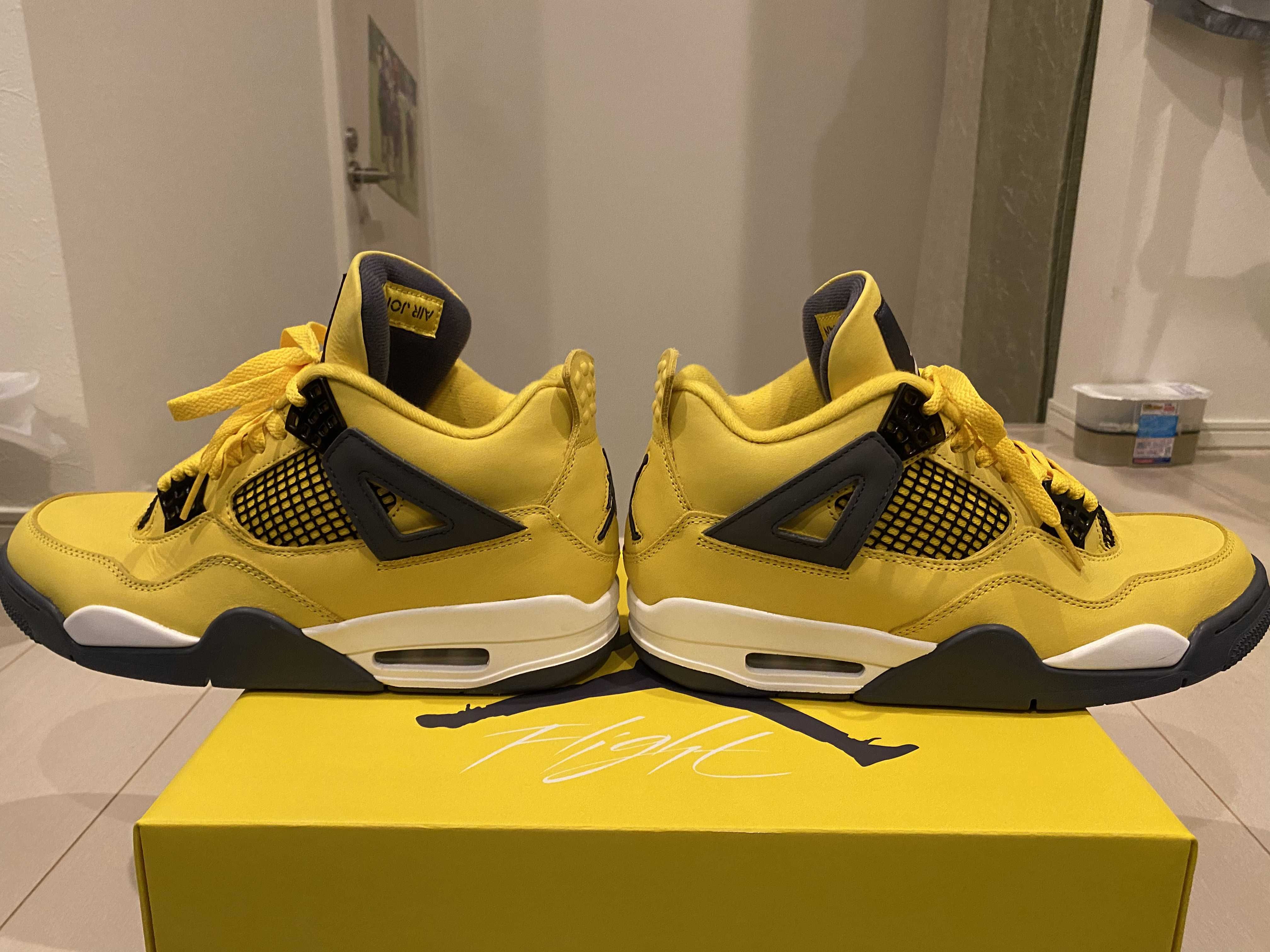 Nike Air Jordan 4 "Tour Yellow"