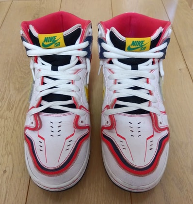 Gundam Unicorn × Nike SB Dunk High PRO QS "UNICORN"