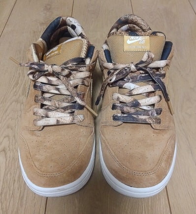 NOTE Manchester × Nike SB Dunk Low "Flax"
