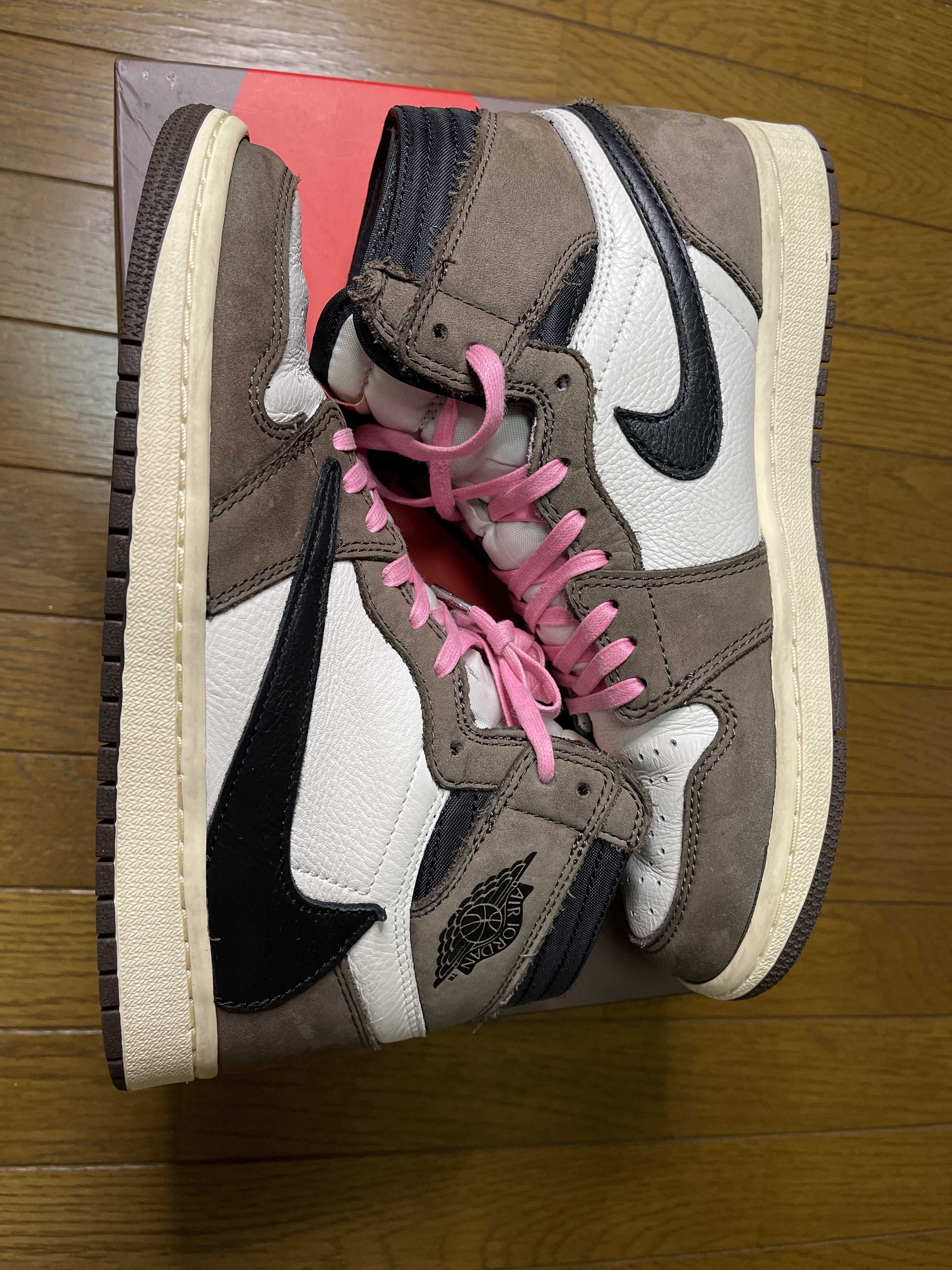 Travis Scott × Nike Air Jordan 1 Retro High OG TS SP "Sail/Dark Mocha"