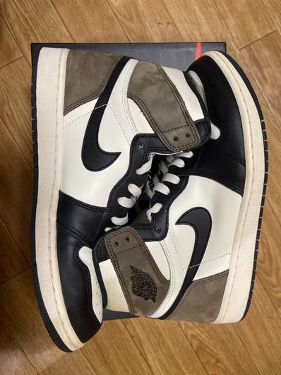 Nike Air Jordan 1 High OG "Sail/Dark Mocha/Black"