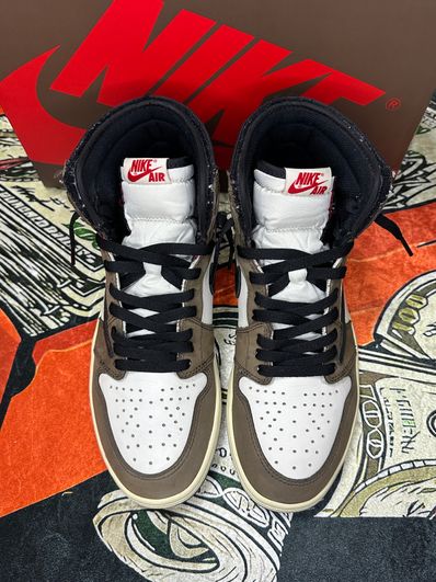 Travis Scott × Nike Air Jordan 1 Retro High OG TS SP "Sail/Dark Mocha"