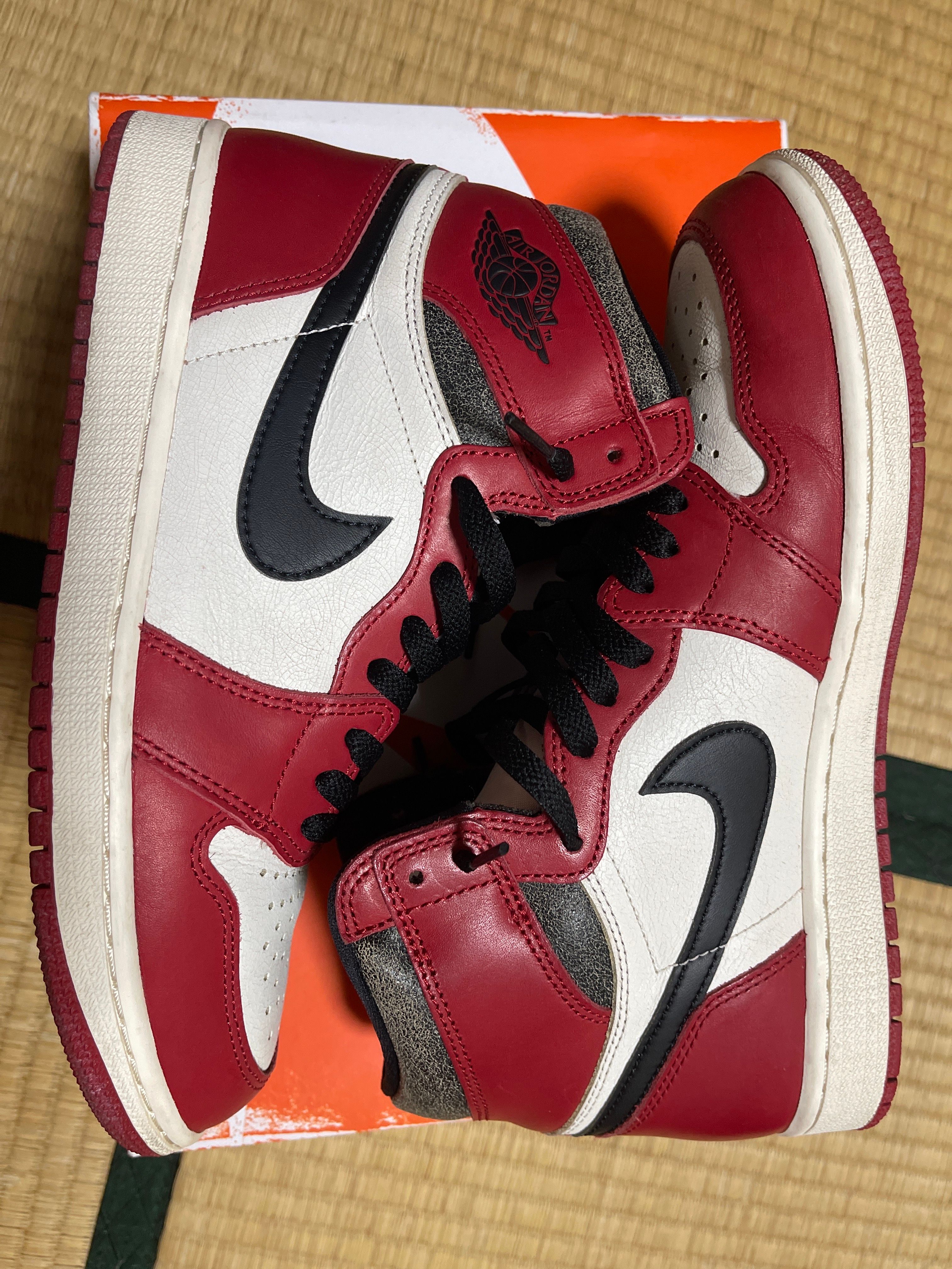 Nike Air Jordan 1 High OG "Lost & Found/Chicago"