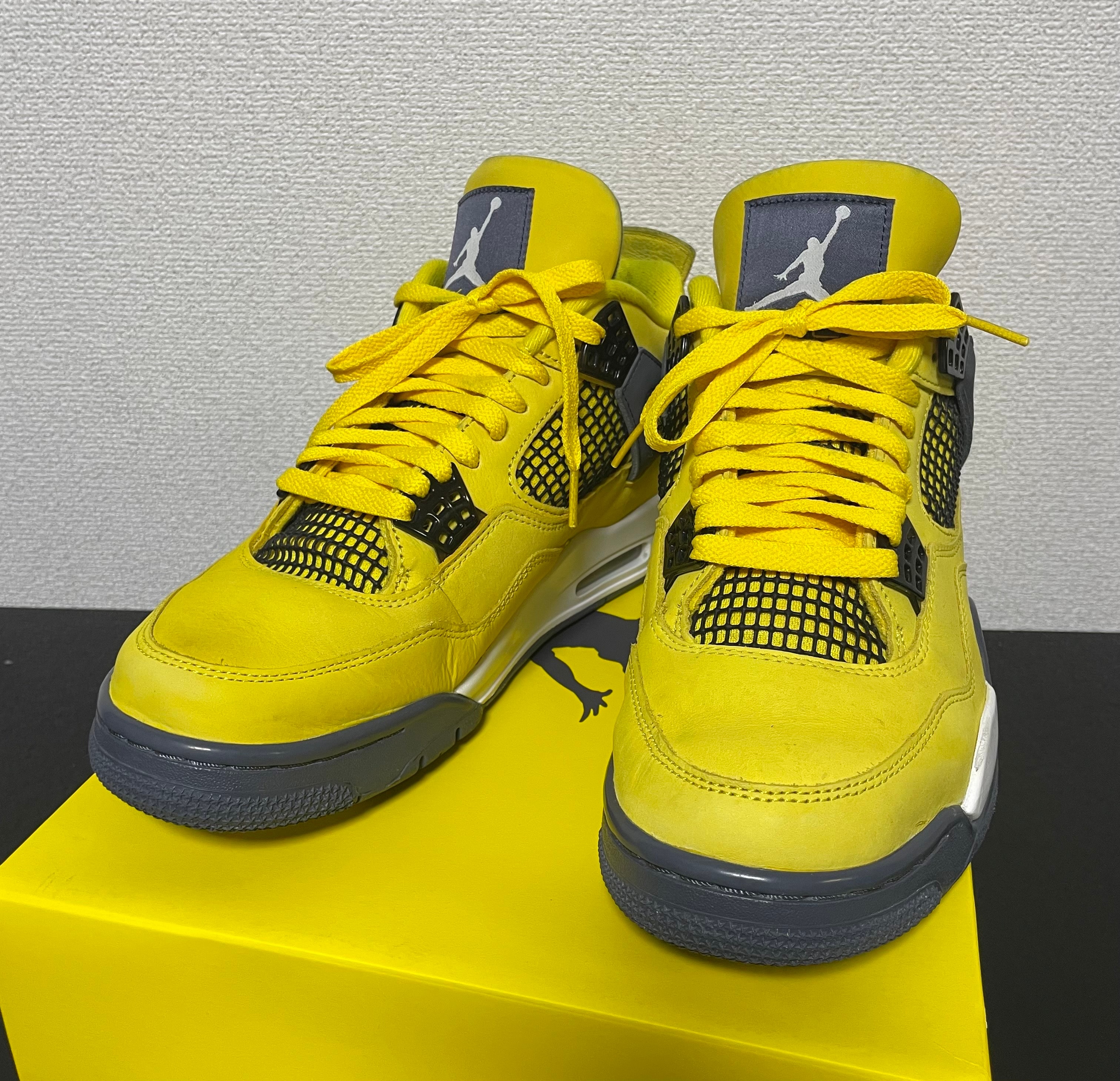 Nike Air Jordan 4 "Tour Yellow"