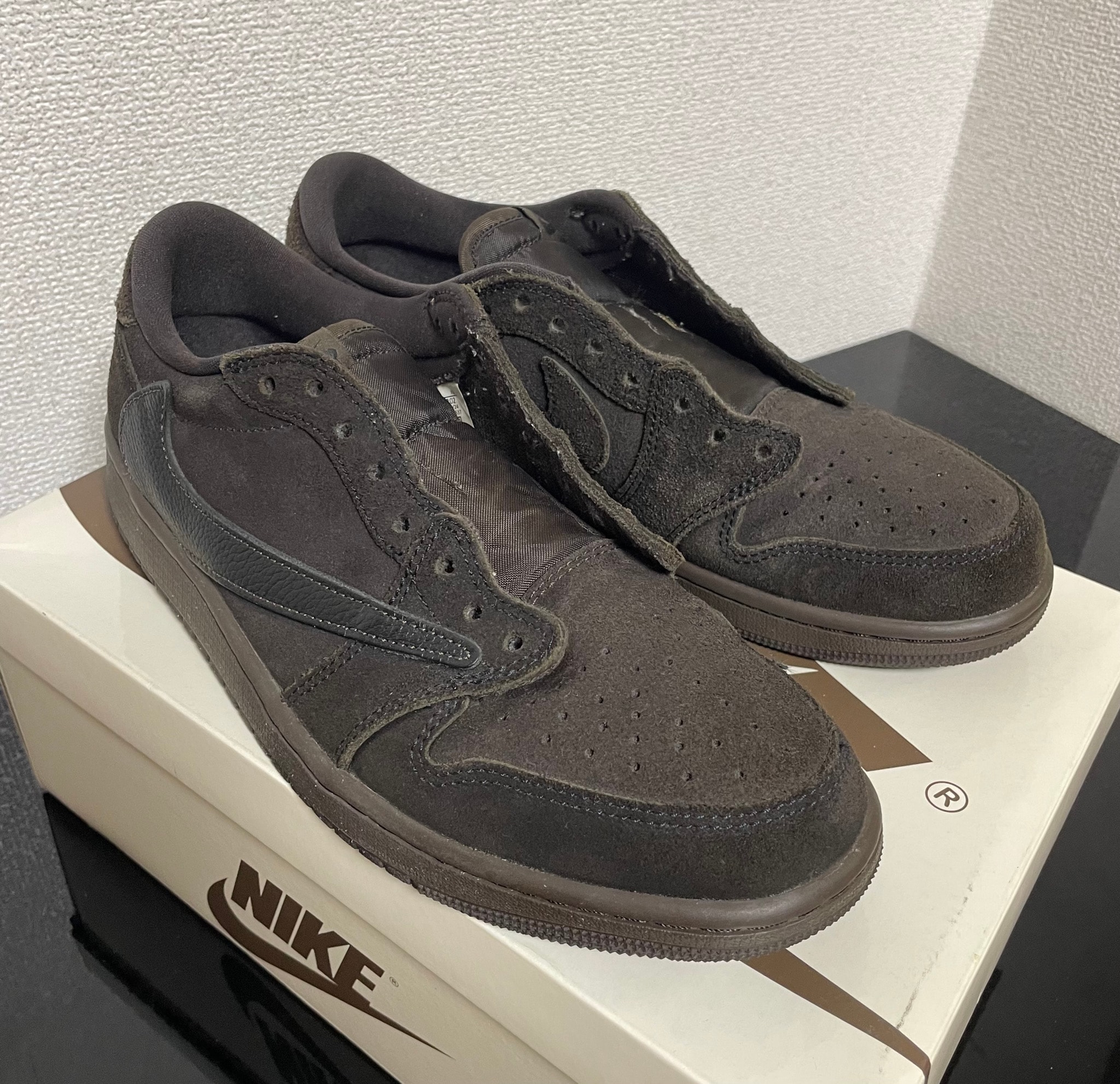 Travis Scott × Nike Air Jordan 1 Low OG SP "Velvet Brown and Dark Mocha"
